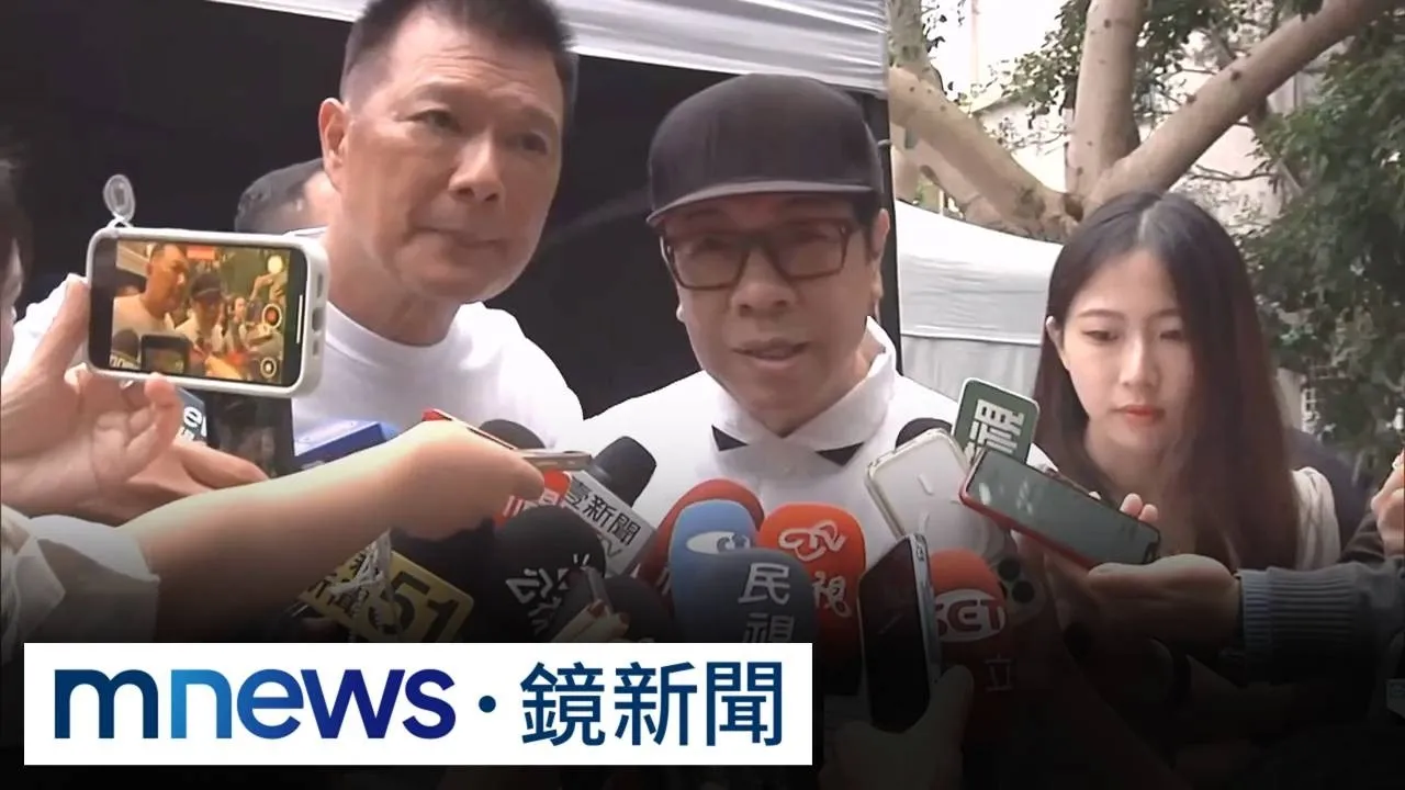 蔡康永撇台獨疑道別粉絲　穿黑西裝赴會1／發文「沒支持台獨」後首露面　蔡康永：道別道謝道歉都有