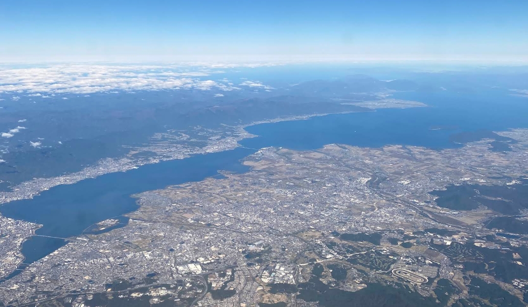 1名不動產公司社長慘遭殺害後被棄屍於琵琶湖。(翻攝自Google Maps/ hiro攝)