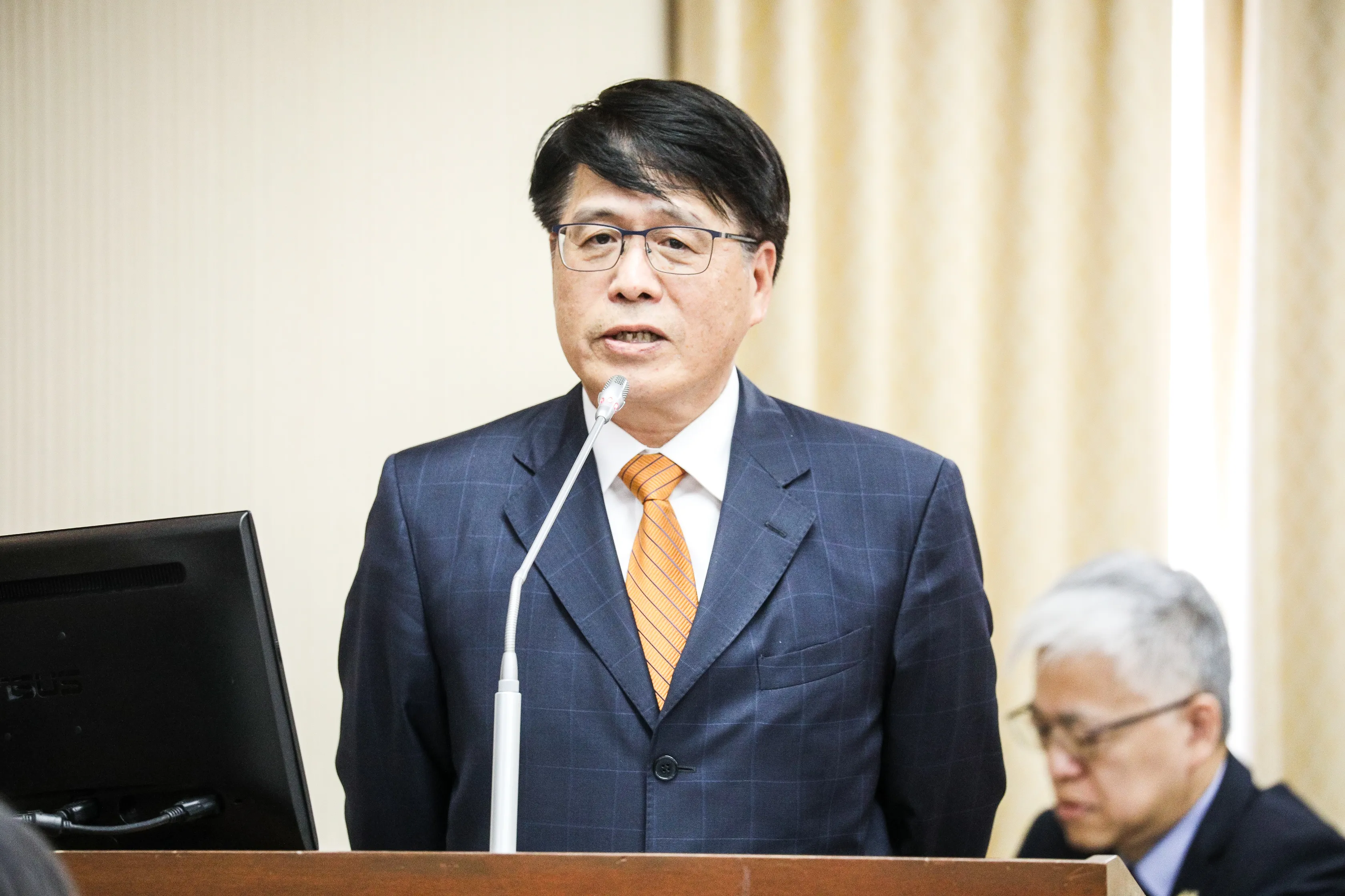 洪孟楷提「鞭刑公投」　中選會游盈隆證實：不符合《公投法》