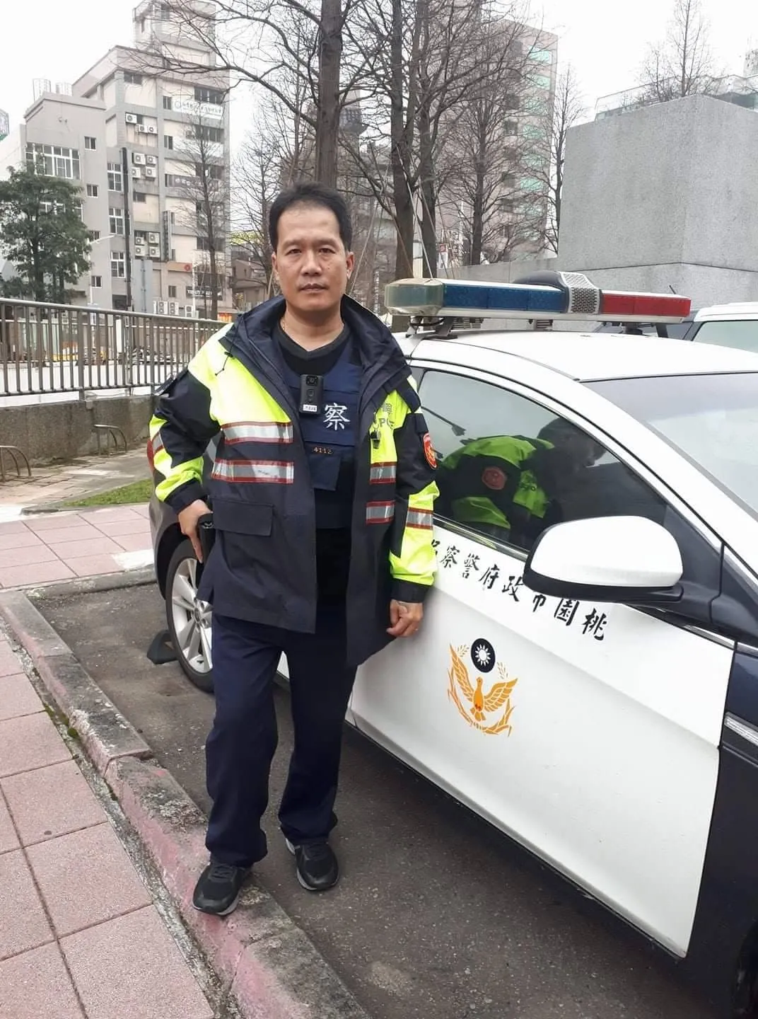 退警網紅「瀟湘公子」遭通緝主動到案　警方押送桃檢發監執行