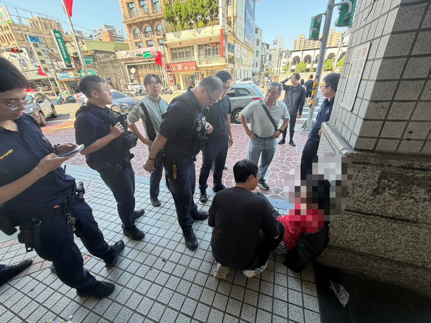阿姨1動作惹殺機..狠心外甥逃亡21小時路線曝　「嗑完臭臭鍋」2縣市來回跑製造斷點