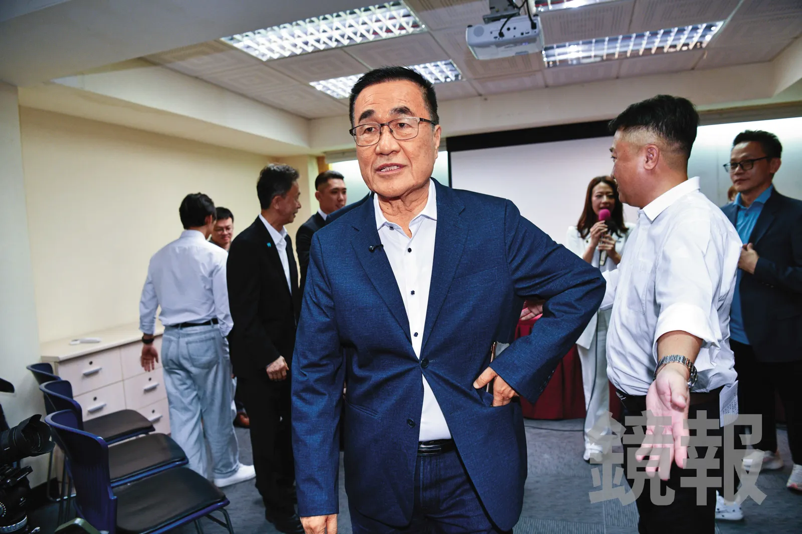 鬍鬚張遭出征「像復辟大罷免」？　李四川喊「沒必要攻擊商家」：昨天我有買滷肉飯吃