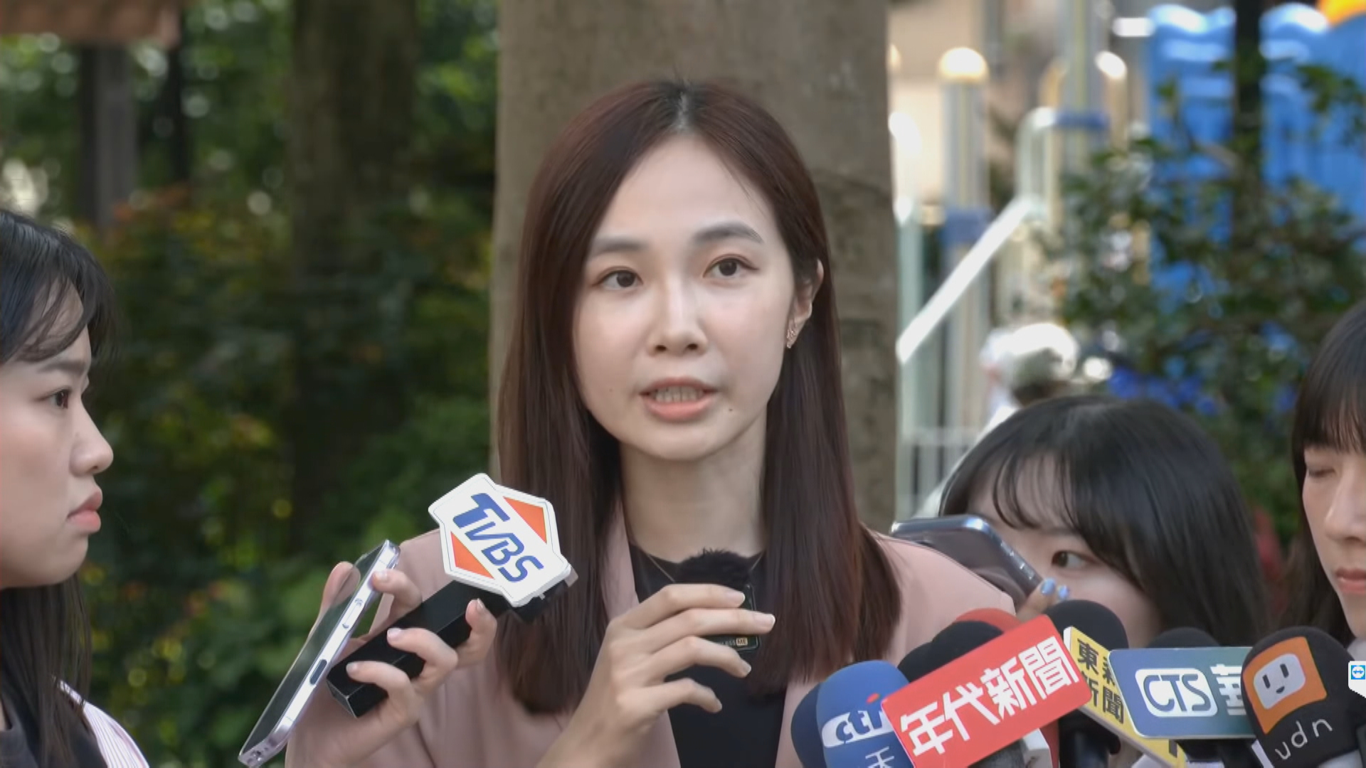 川同框鄭「握2秒」閃人 楊寶楨退黨選2/不滿「黨內霸凌文化」 楊寶楨確定脫黨戰台中市議員