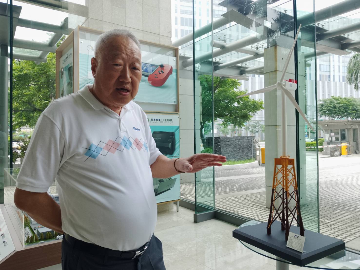 森崴能源董事長郭台強。