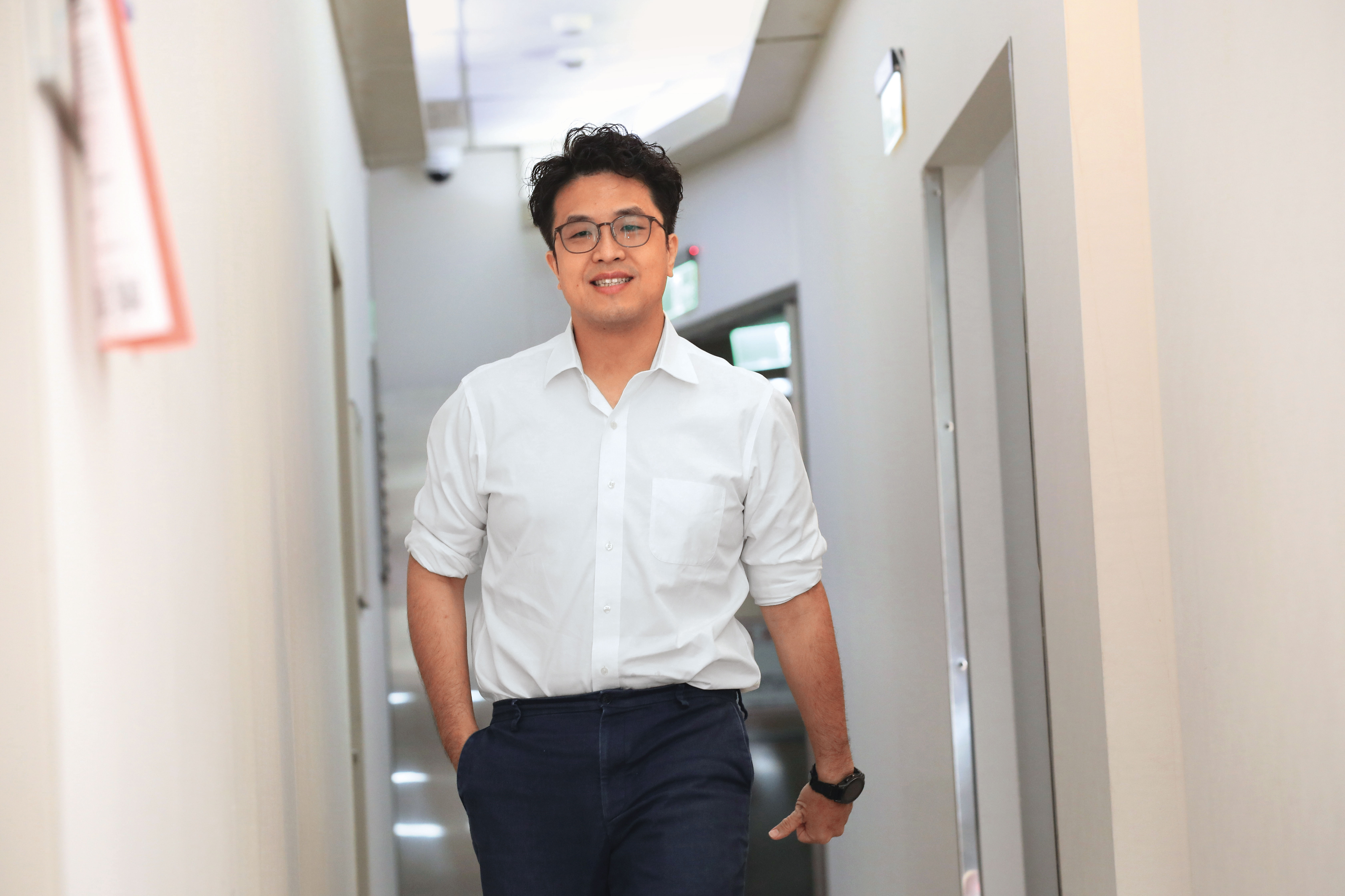 沈伯洋接受本刊專訪時說,他擔任立委雖然才2年,但當市長要解決問題,不是看從政長短,而是個人能力。