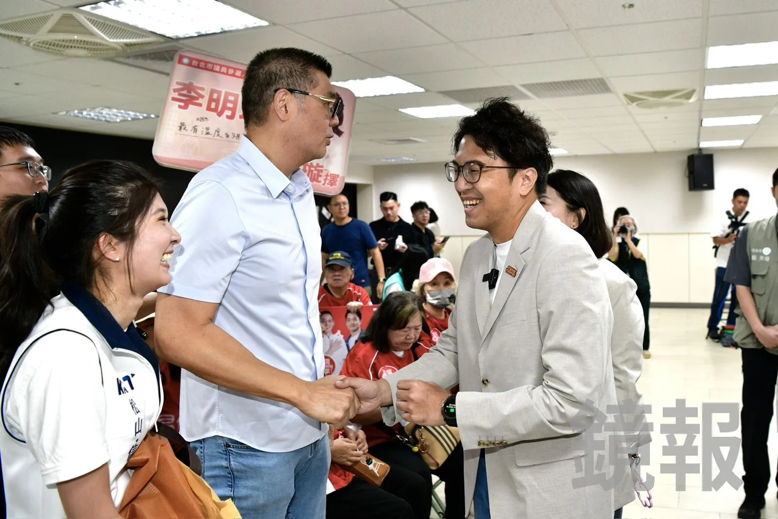 連勝文才轟沈伯洋「青鳥大樂園、煉獄」　巧遇秒變客氣：不好意思批評他