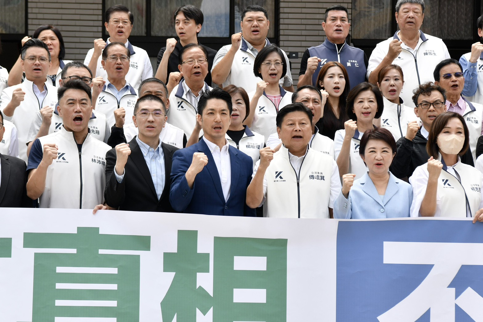 台北市長蔣萬安號召725上凱道遊行,今日還為此臨時取消「INNOPAD TAIPEI 台北新創旗艦基地」開幕行程。(鏡報李智為)