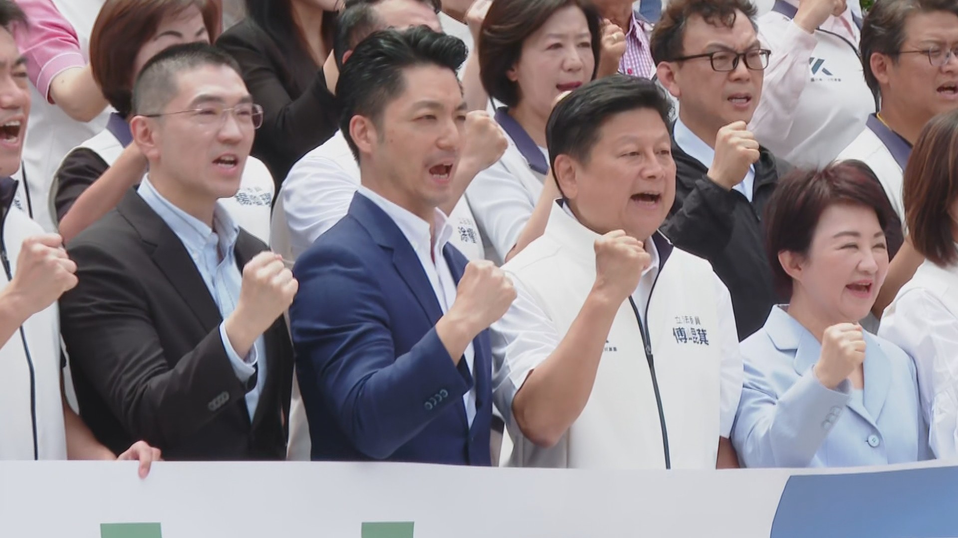 北市爆發13幼童遭虐案,議員指控蔣萬安的心力卻明顯放在週末凱道遊行上。