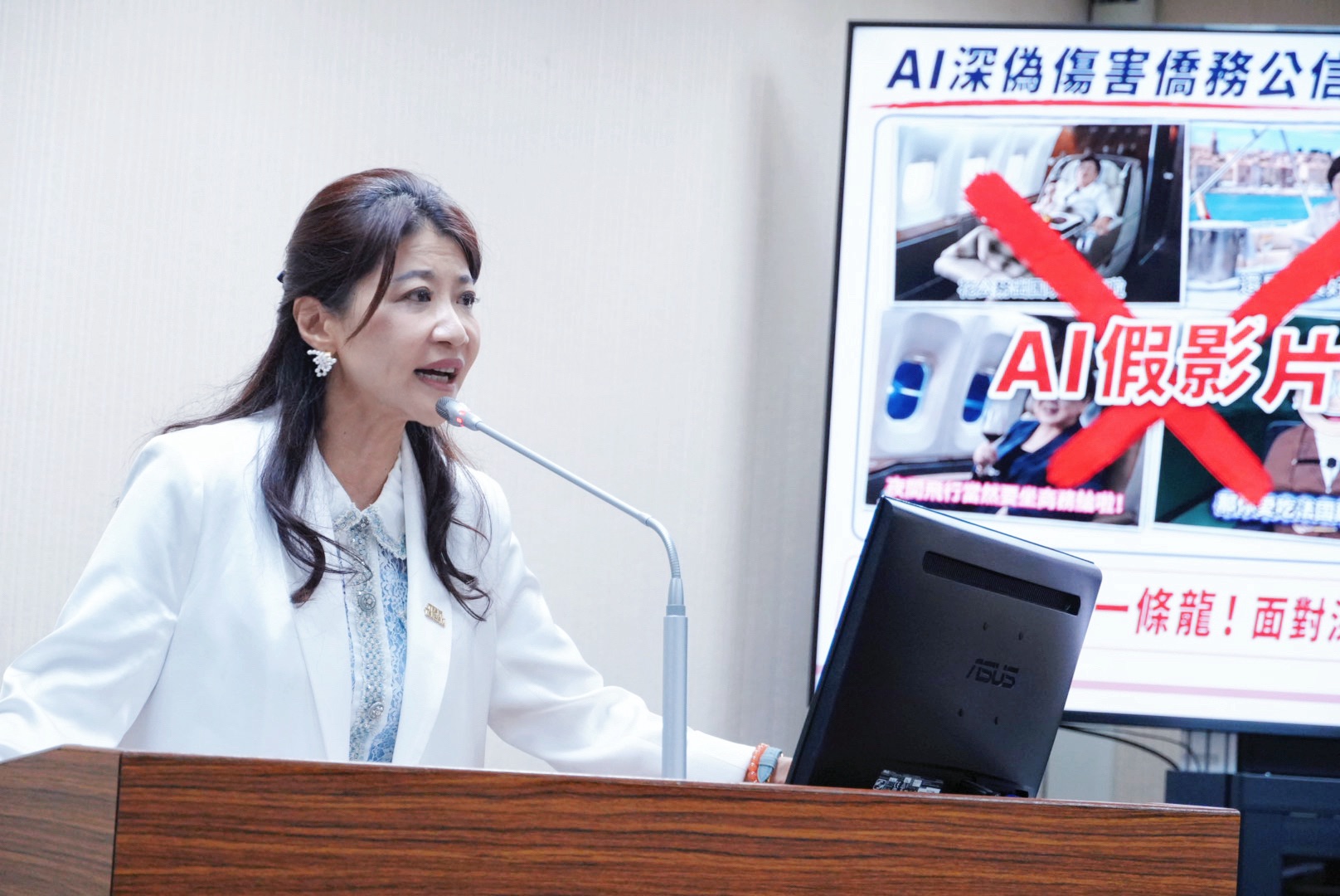 立院最長會期落幕,民進黨發言人林楚茵列「5大無極限」。(林楚茵國會辦公室提供)