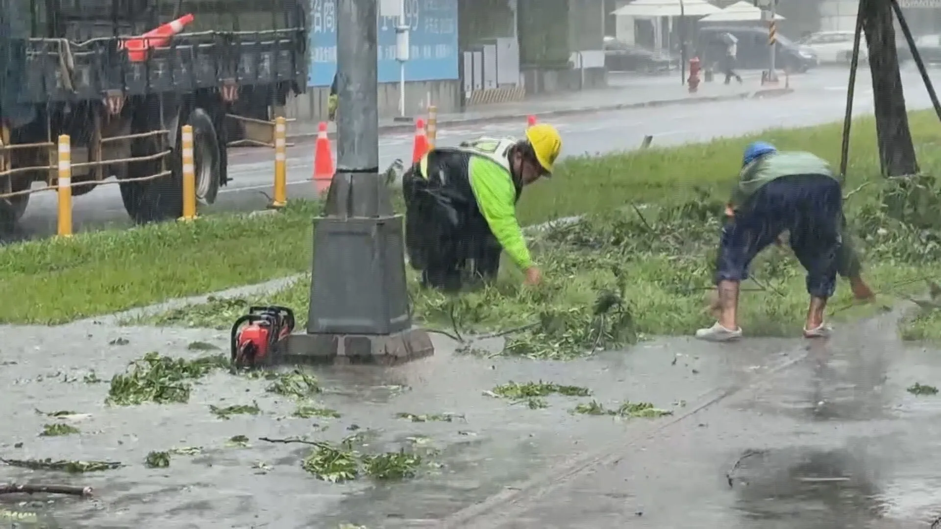 致災豪雨強襲南台灣　高雄、台南、屏東宣布24日再停班停課