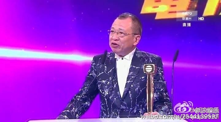 港星許紹雄今日凌晨病逝,他參演超過200部影視作品,曾獲「TVB最受歡迎電視男角色」。(許紹雄微博)