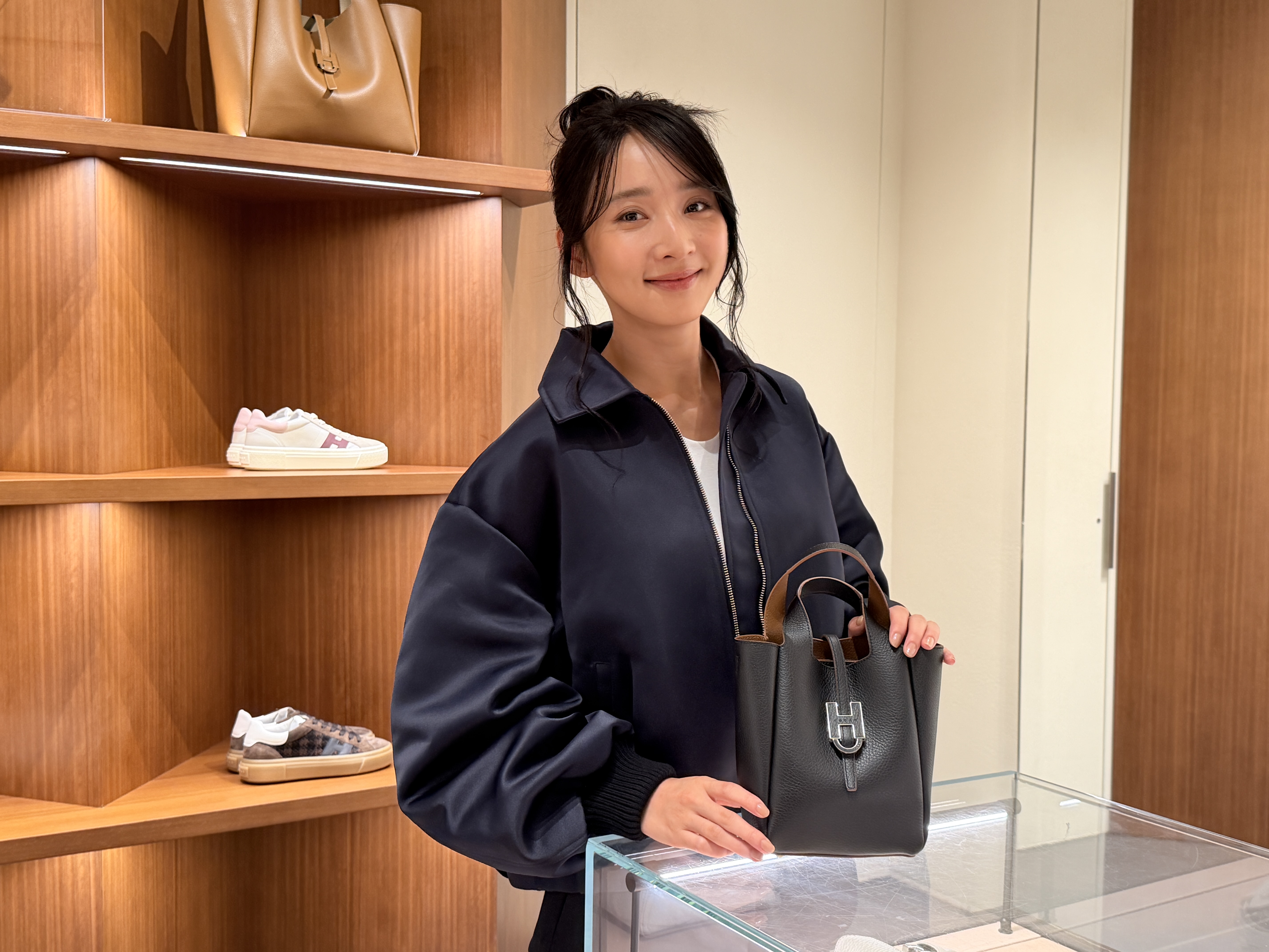 李沐以俐落造型出席HOGAN 2026秋冬系列新品預覽會。(陳慧明攝)