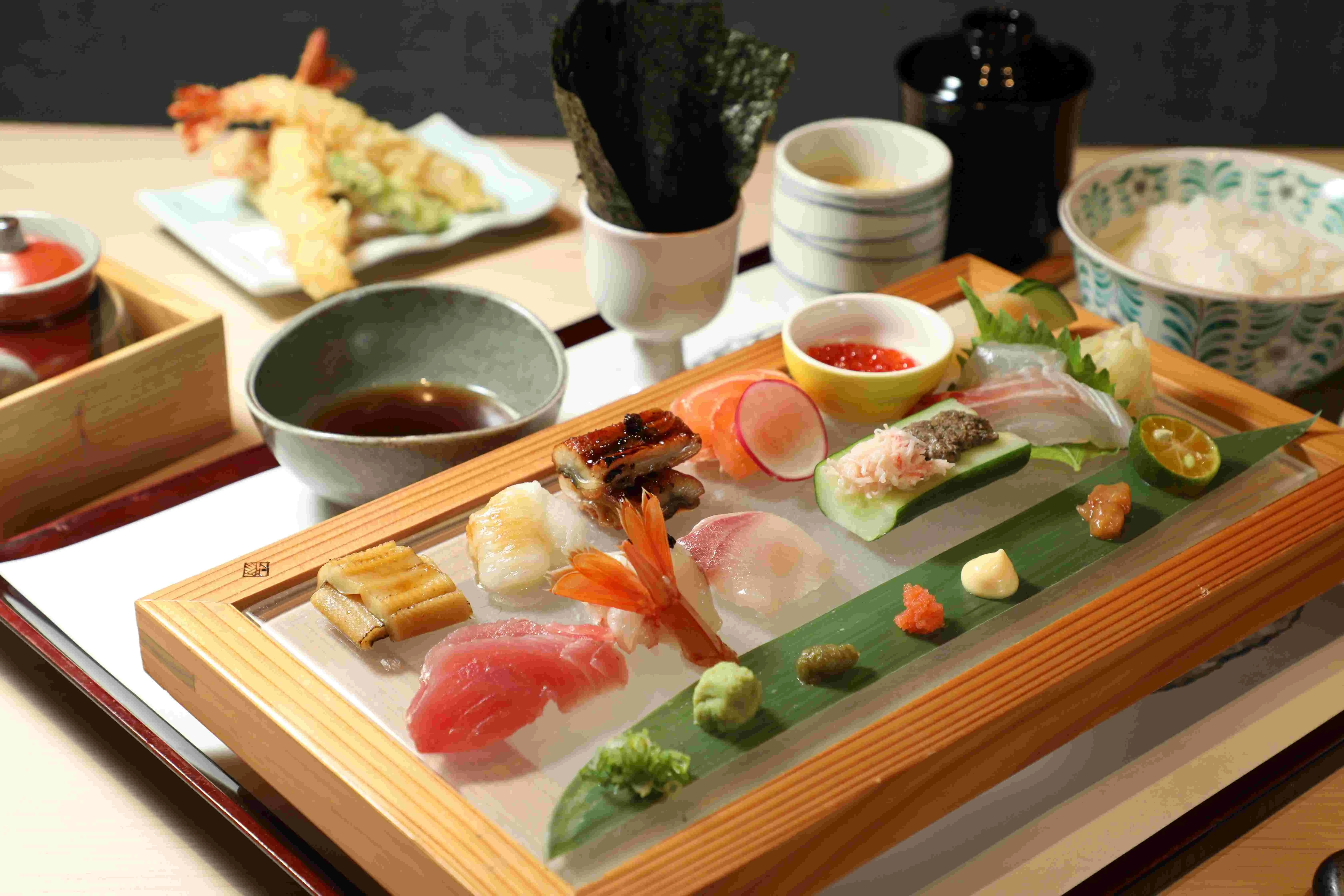 大巨蛋異國味1／日本師傅駐店、七星米現煮、十種海鮮手卷任你包！「莞固和食」把京都高瀨川畔老屋搬進台北信義區