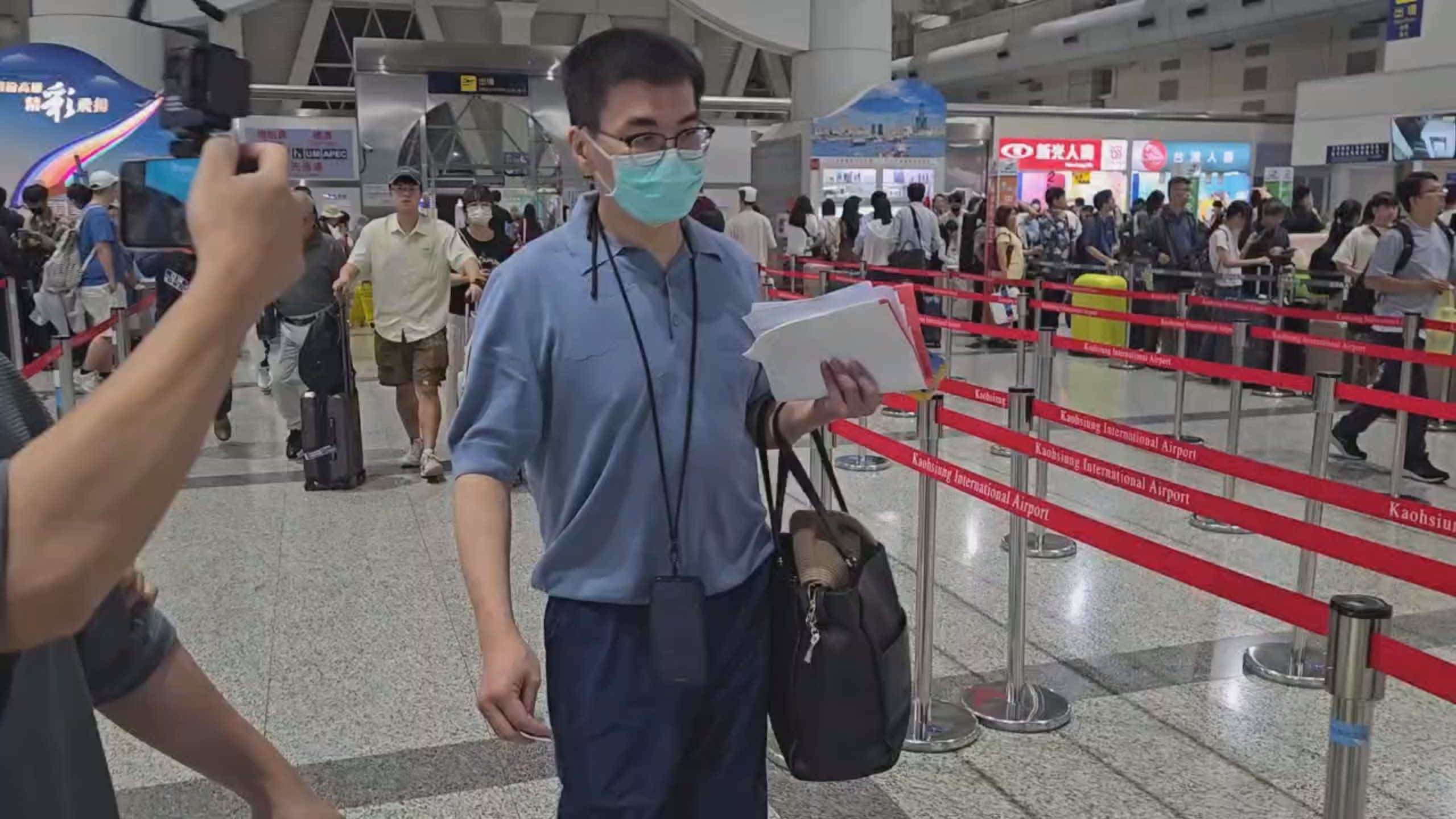 陳幸妤離婚／趙建銘現身機場飛往越南！　「全程不發一語」女大生沒陪同