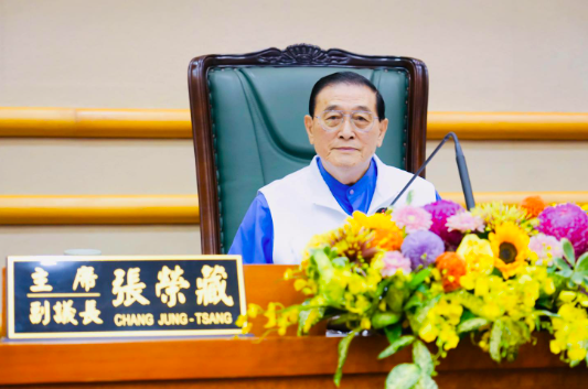 嘉義市副議長張榮藏日前宣布不競選連任。(翻攝張榮藏臉書)