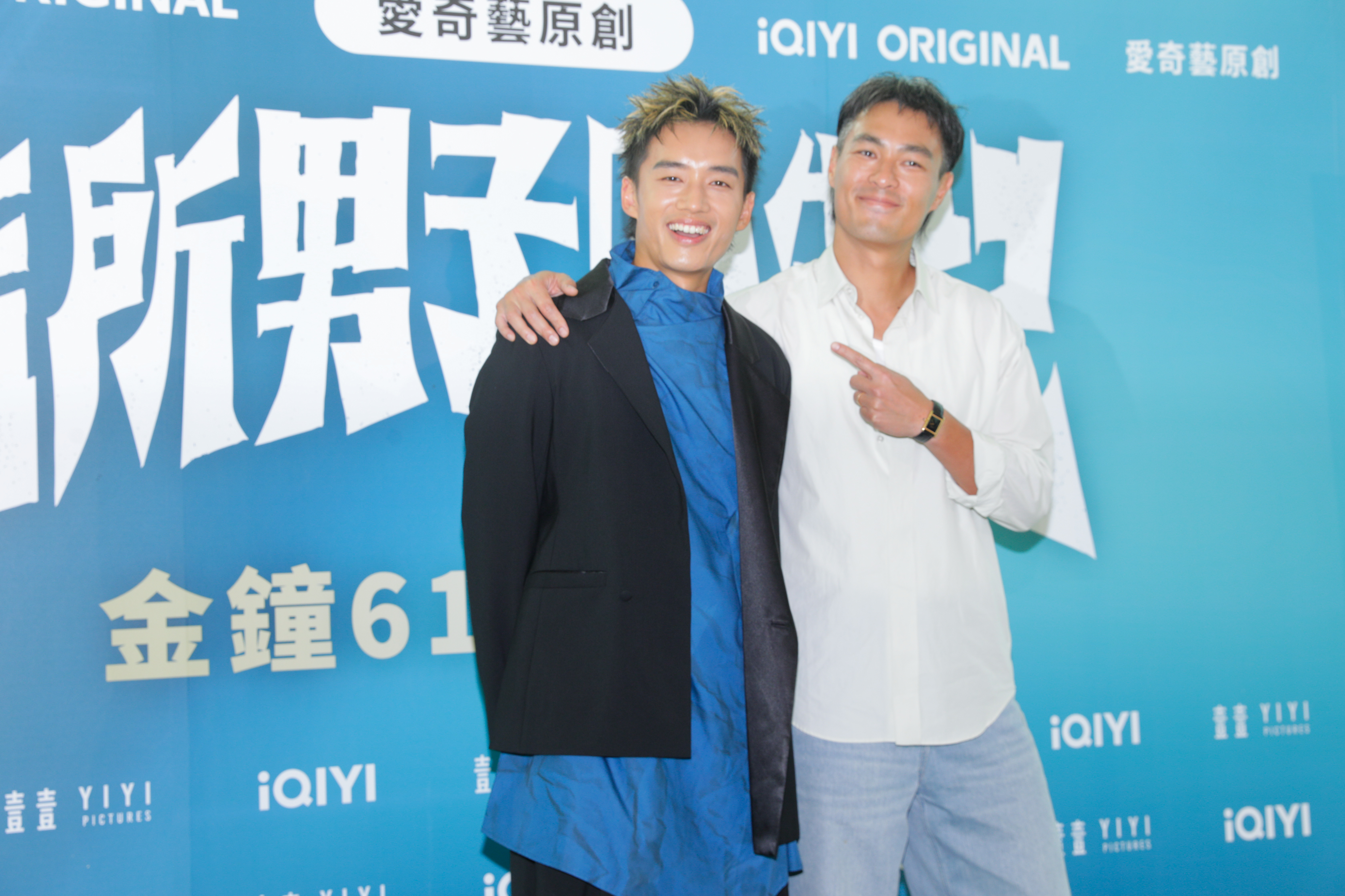 楊祐寧(左)、陳澤耀(右)主演的《監所男子囚生記》入圍本屆金鐘獎11項大獎,兩人今(20日)與導演高炳權出席入圍茶會,對作品表現信心十足。