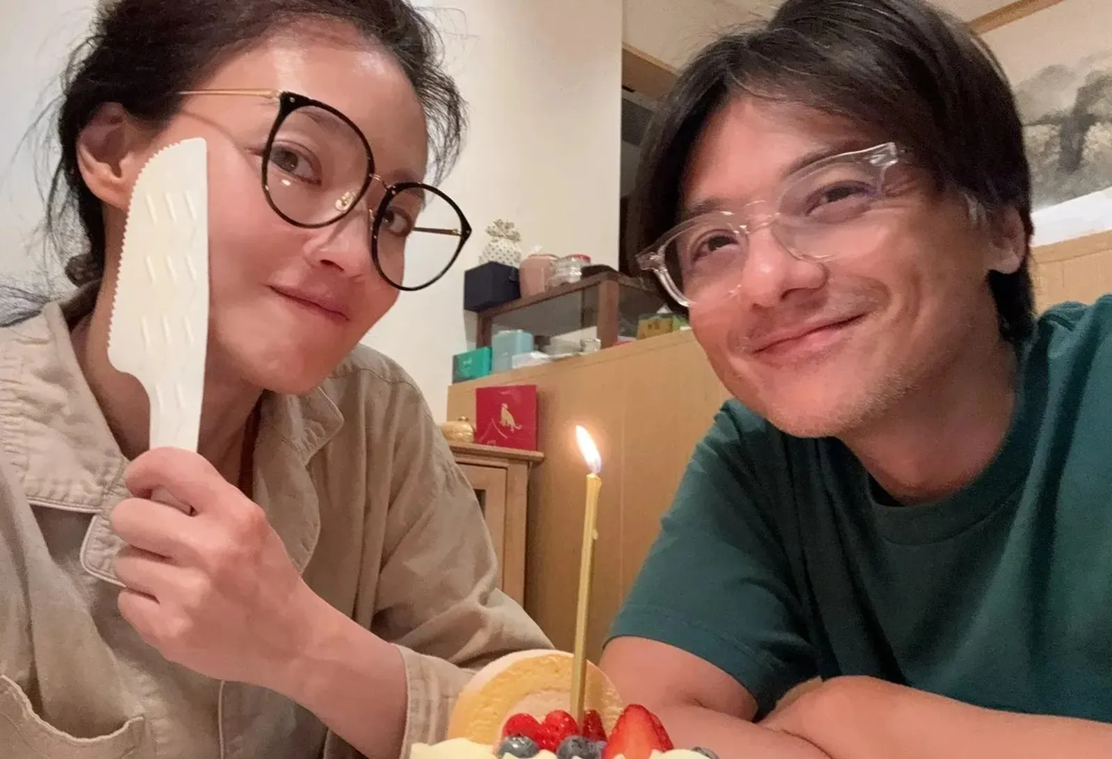 婚姻最高境界是「互懟」　舒淇揭密與馮德倫相處模式：沙發各躺各的