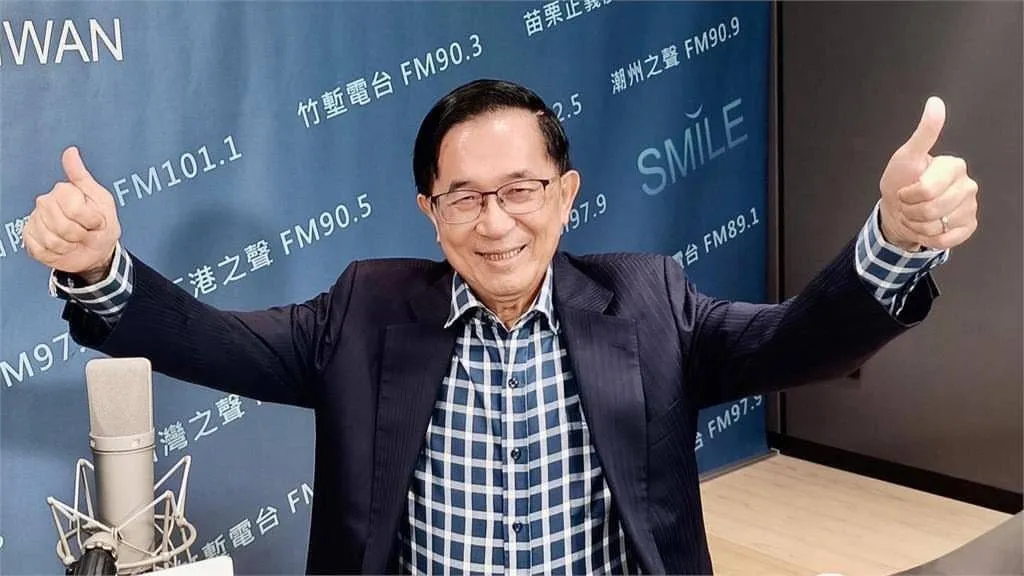 被問桌布放什麼照片？陳水扁親曝「是這張」　網揪關鍵全秒懂：重點是「4人」