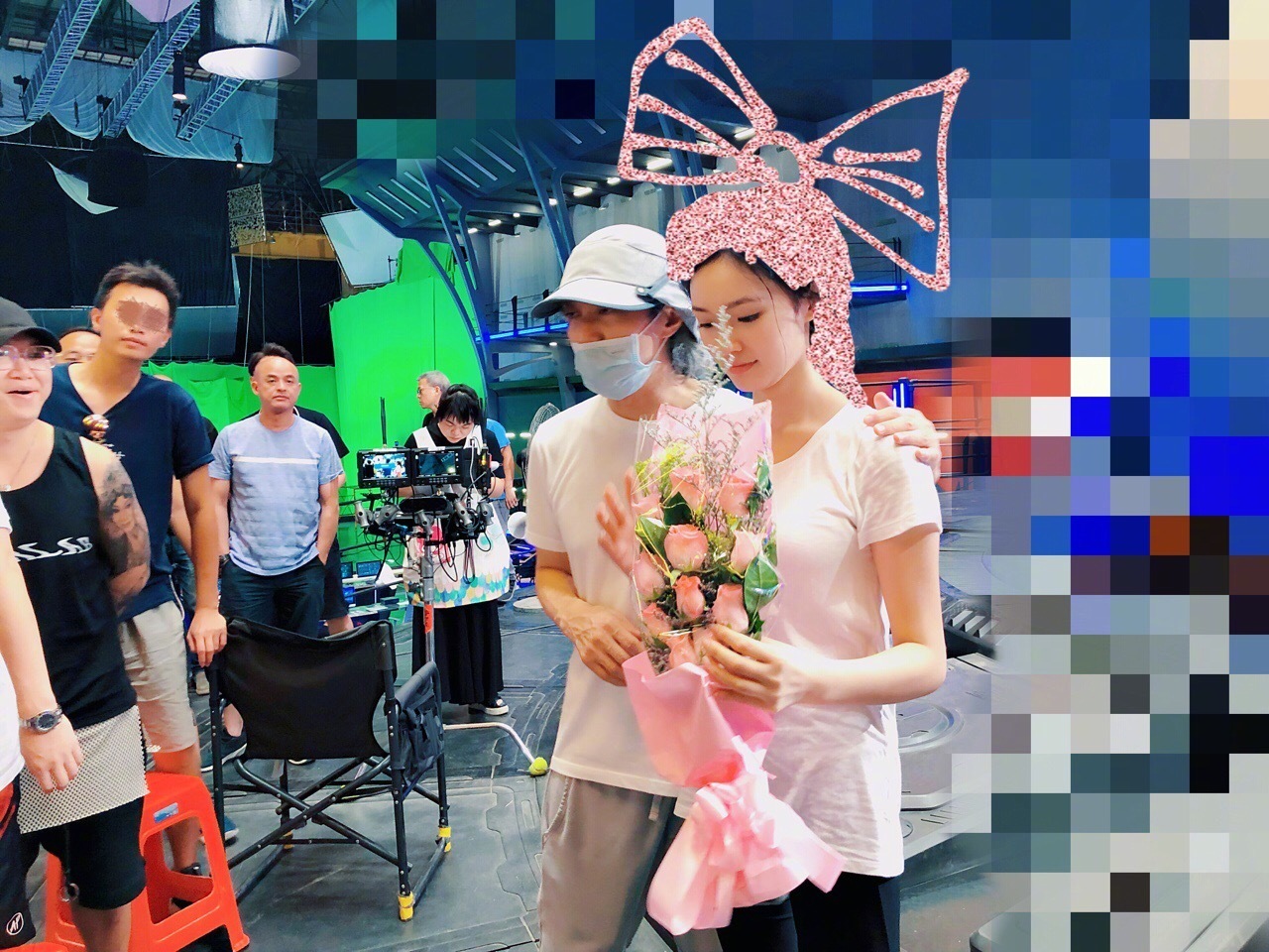 周星馳2018年就拍完《美人魚2》,但因2位男主角吳弈凡與羅志祥先後翻車,點影直到今年才獲准上映。(微博圖片)