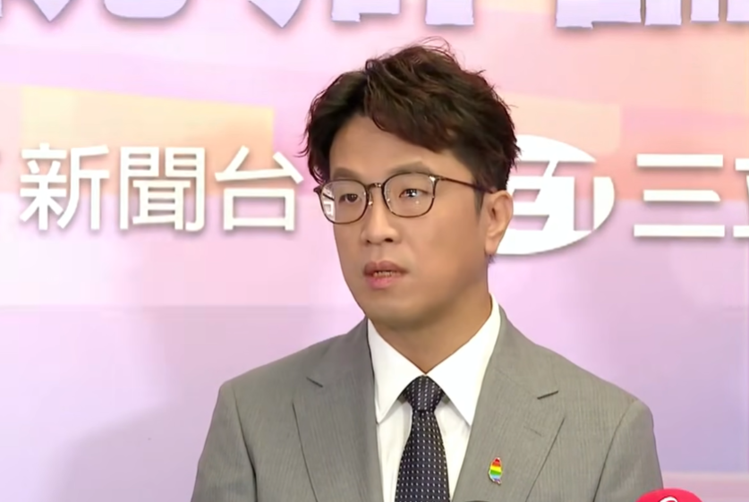 想加LINE好友遭婉拒？　沈伯洋評蔣萬安辯論表現：還是「問A答B」