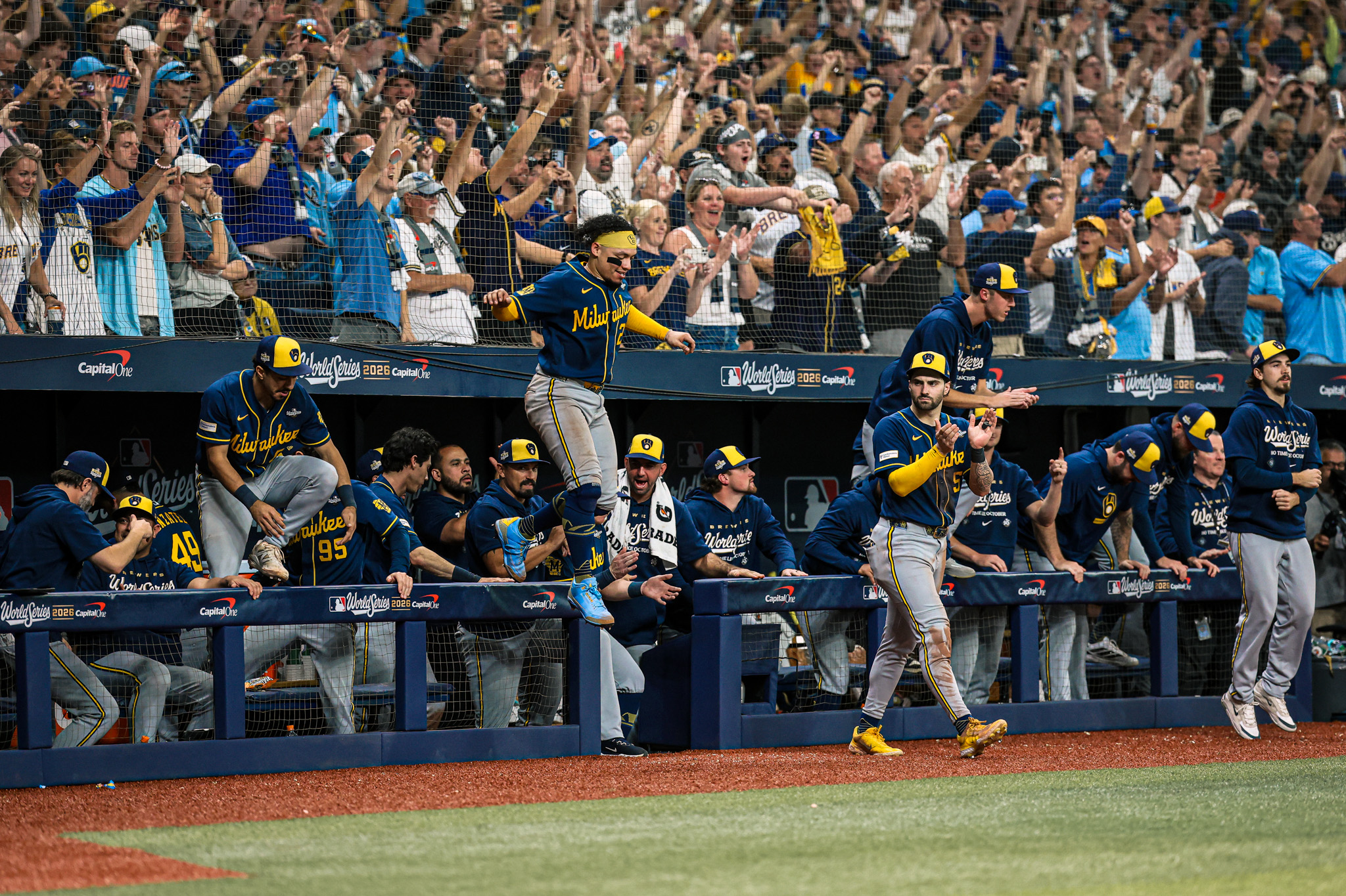 釀酒人擊退光芒奪下隊史第一座總冠軍。(翻攝X@Brewers)