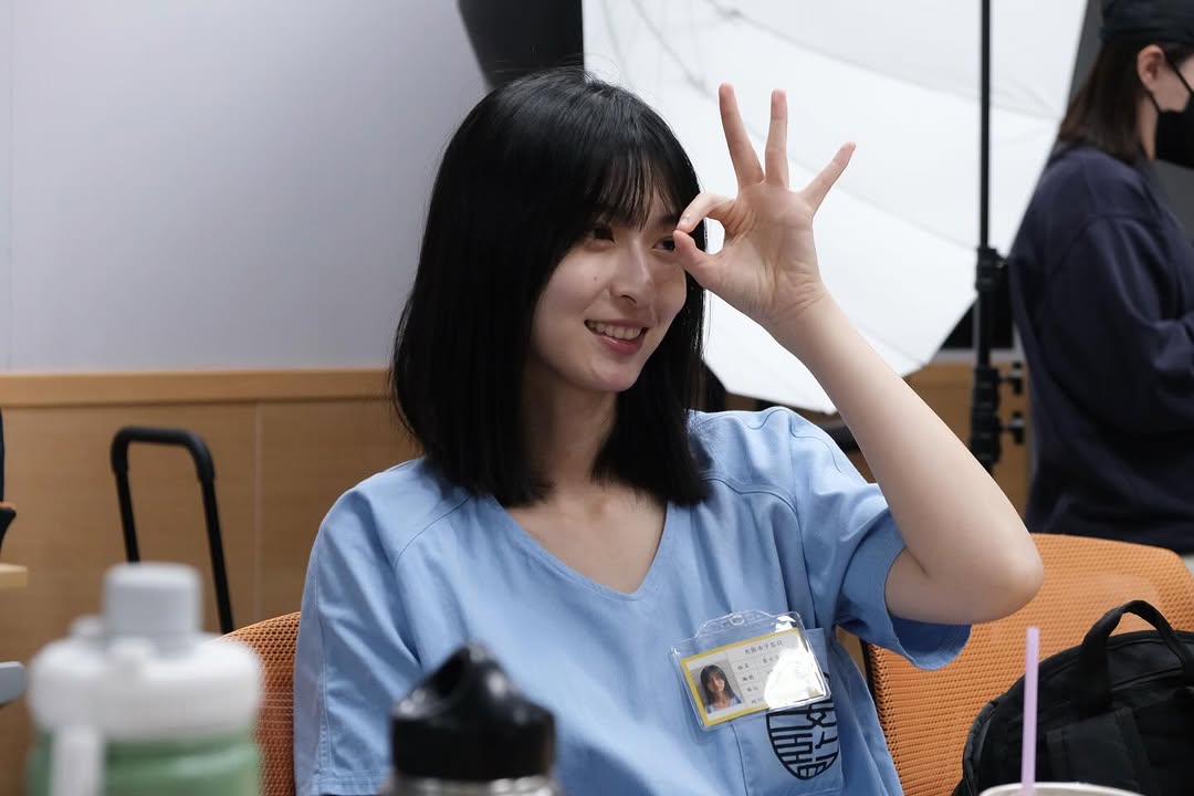 在《陽光女子合唱團》飾演「小晨」的新人晨亦甯,讓不少觀眾印象深刻。(翻攝自IG@317century)