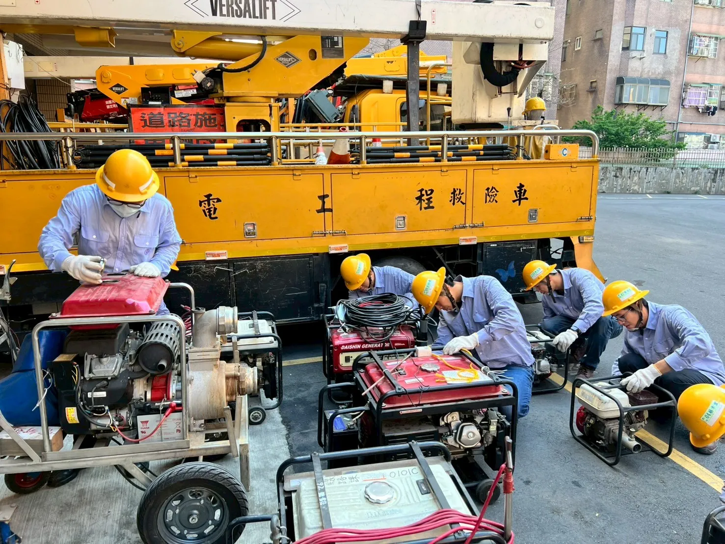 中颱白海豚逼近　台電動員逾7千人防颱！視風雨啟動跨區支援機制