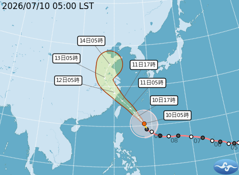 中颱「巴威」持續朝西北方向移動,往台灣北部海面前進。(翻攝自中央氣象署官網)