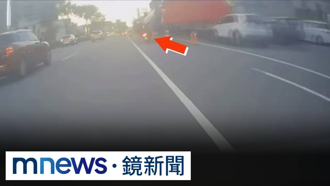 道壇棚架帆布突飄起　騎士慘遭絆倒摔車險輾