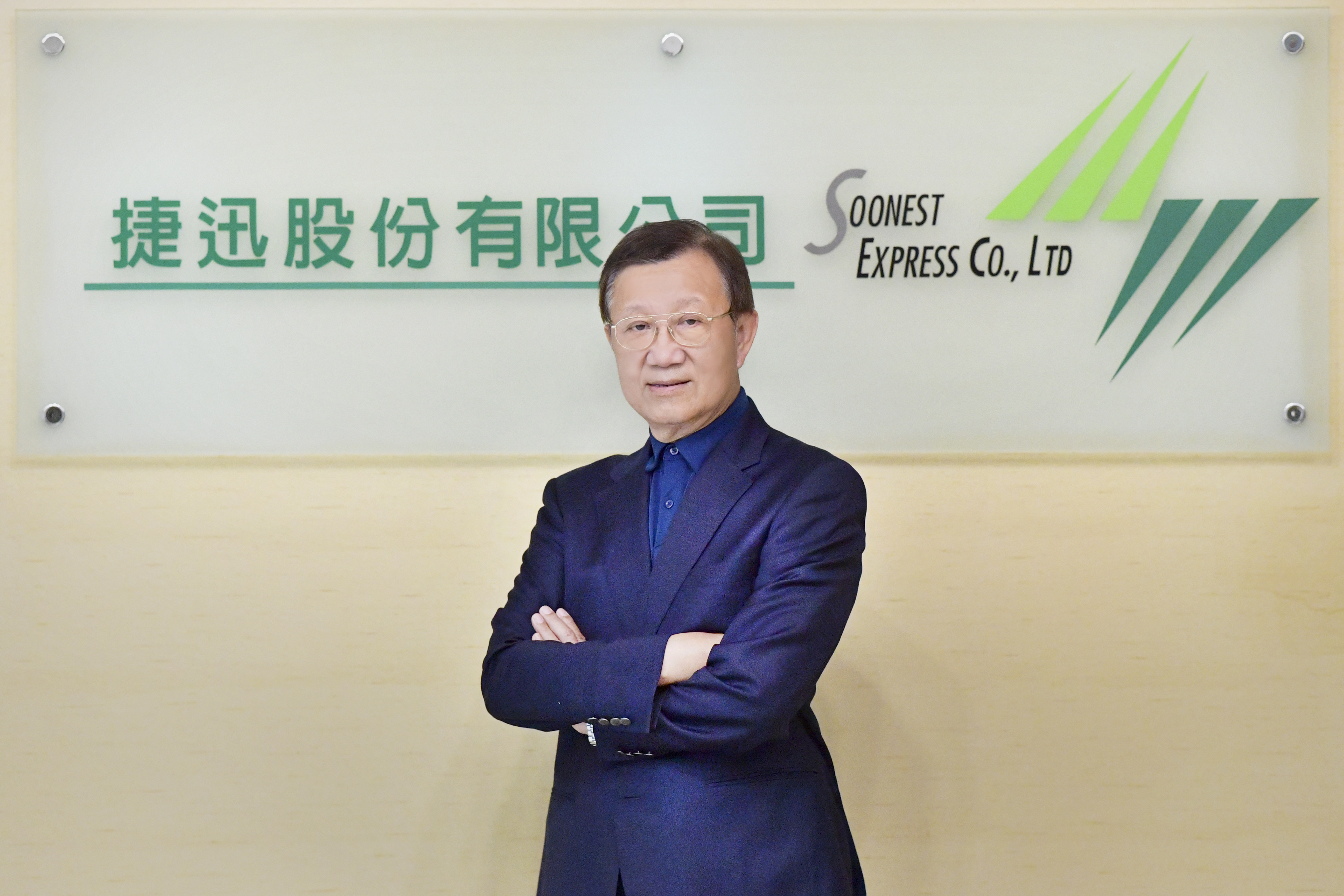 捷迅董事長顧城明於今年初法人說明會上對市場的預告:「今年公司成長力道將顯著增強,並全面帶動獲利能力提升。」(業者提供)