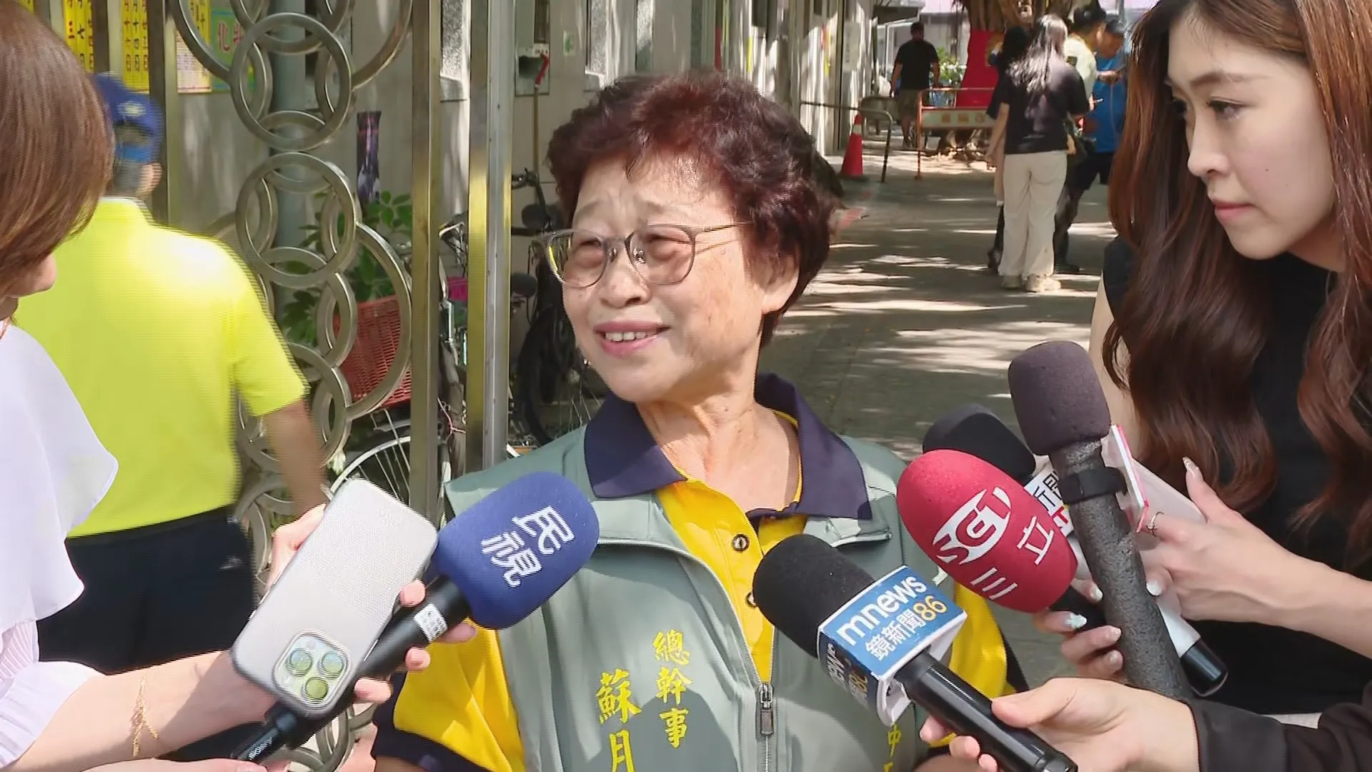 北市選戰掀魯肉飯大戰　金峰老闆寵讚沈伯洋：像自家小孩沒官架子