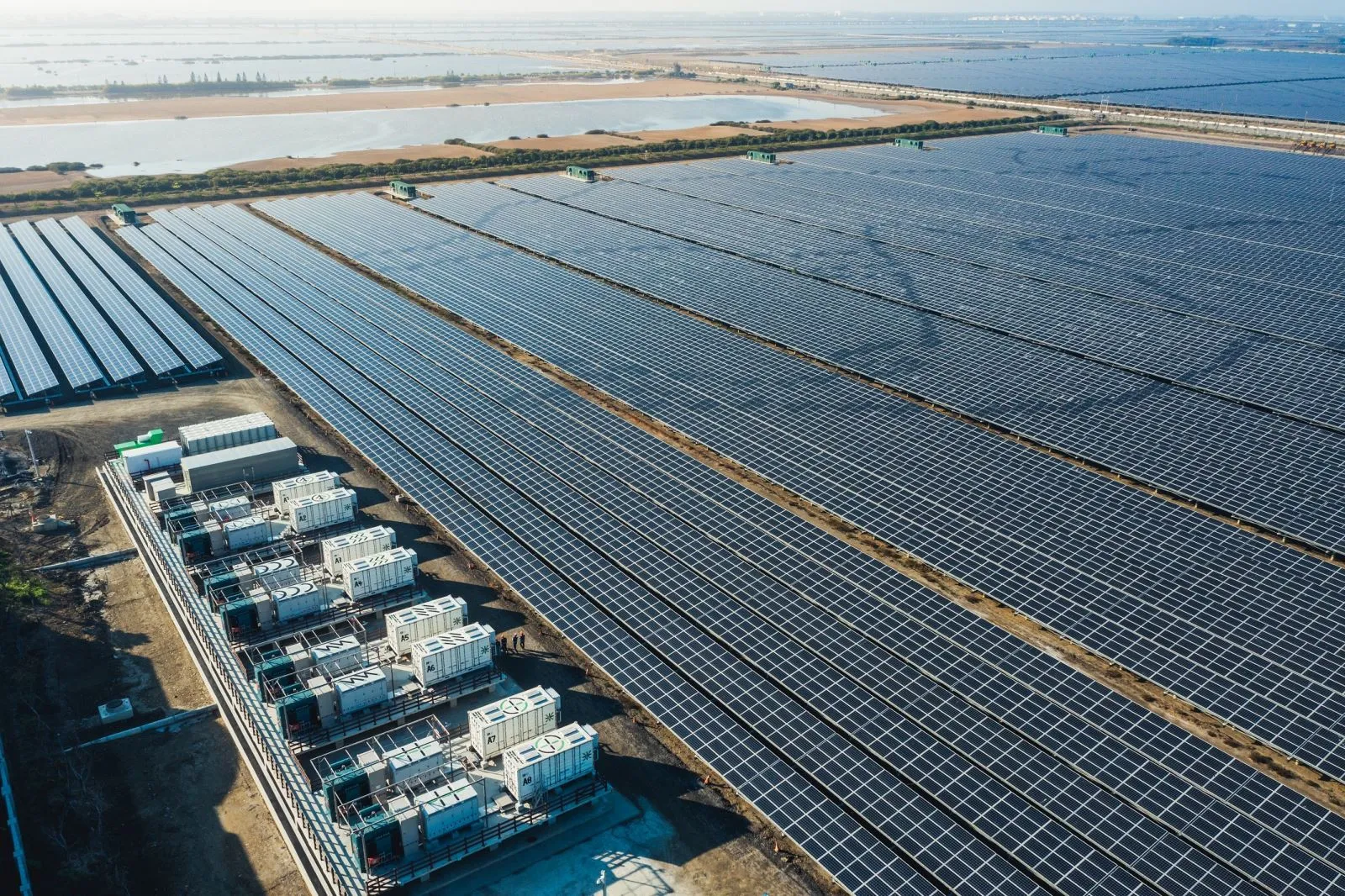 屋頂光電新制急轉彎！　工總呼籲用電大戶發電條例也轉一下
