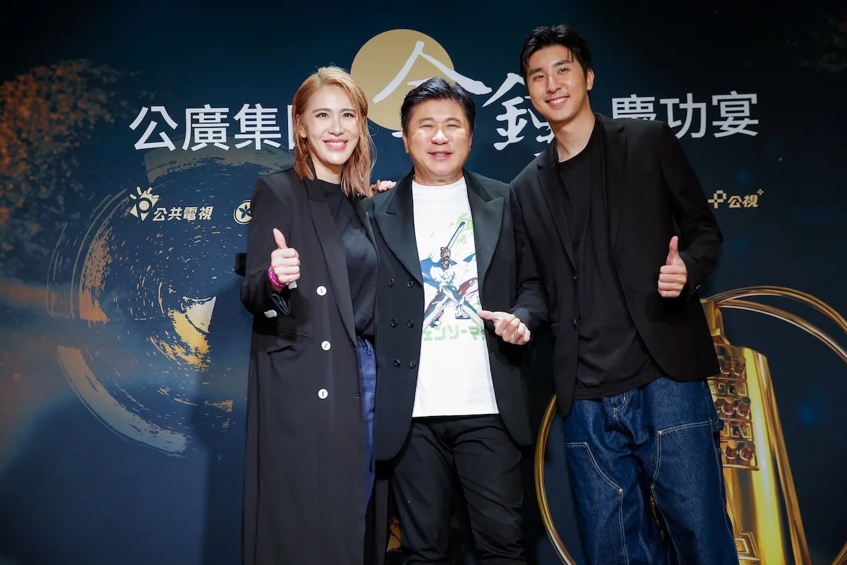 獨家／小禎慶功小7歲激似大谷翔平男友愛相隨！　胡釋安緊貼女友馬尾妹放閃