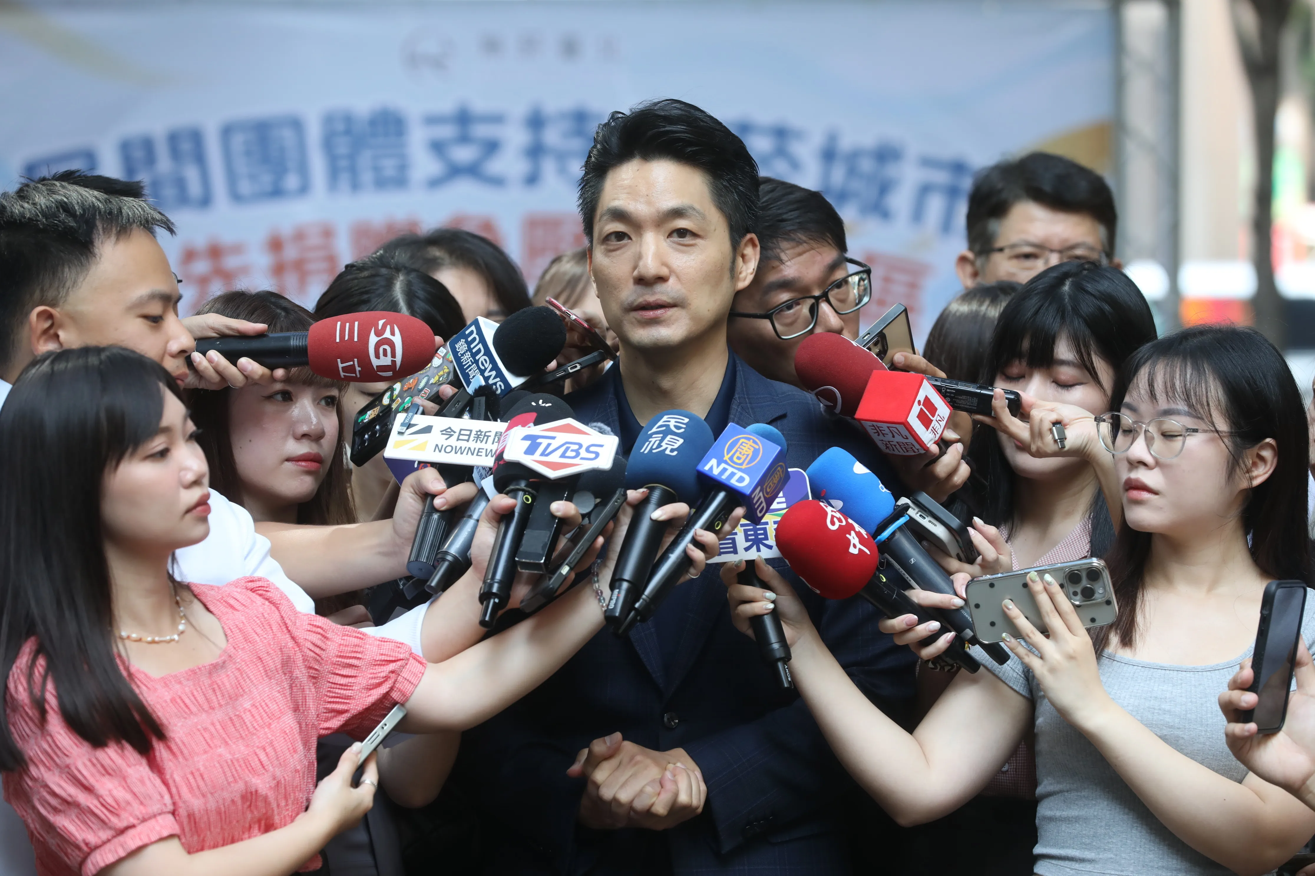 讚蔣萬安「甘蔗事件」處理謙卑、態度穩健　徐巧芯批沈伯洋：不穩定的亂流