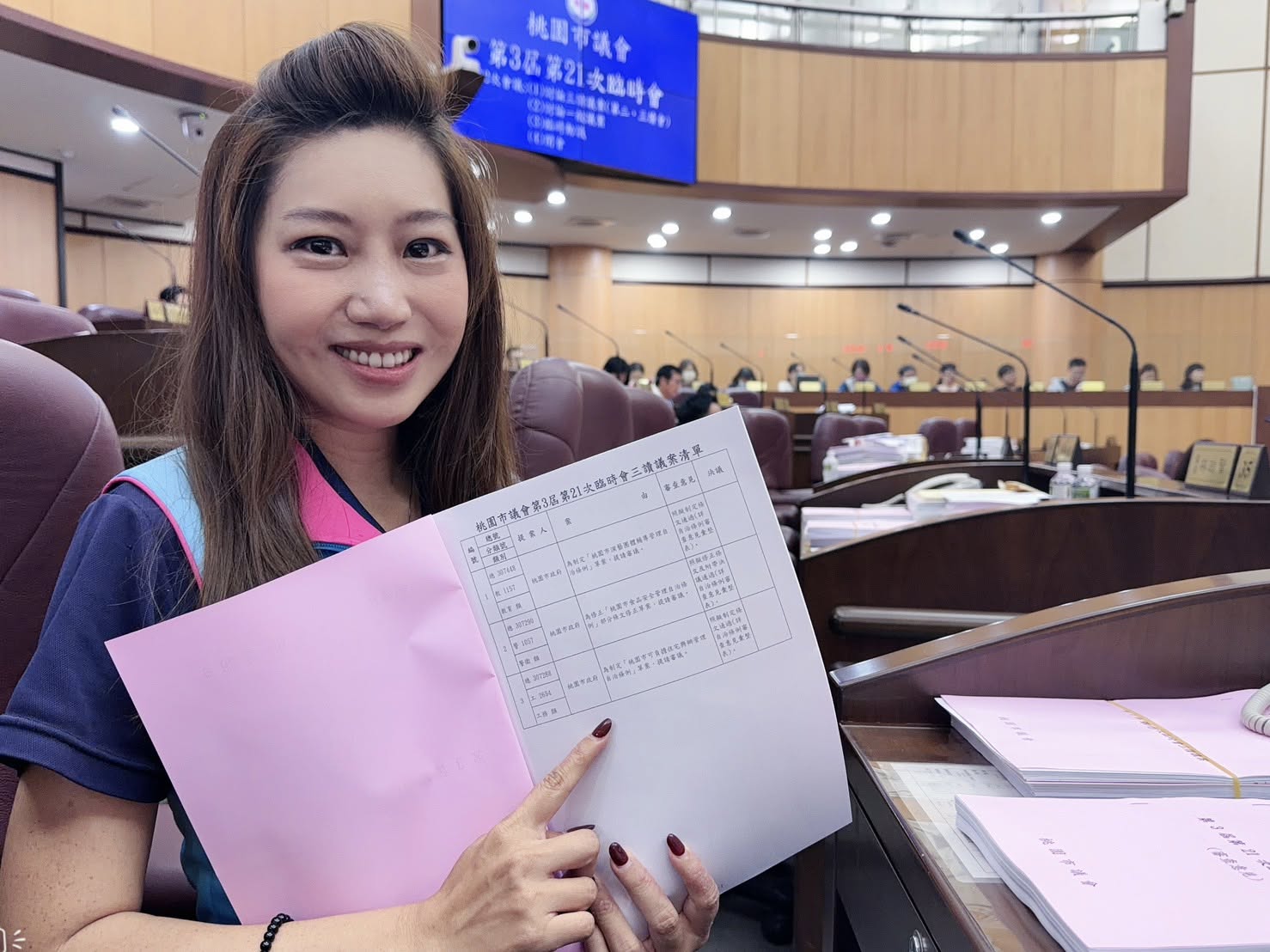 桃園市議員暨國民黨婦女部副主任朱珍瑤認為中央應先完成中聯油脂調查及相關責任、漏洞後,再決定產品是否恢復上架。翻攝朱珍瑤臉書粉專