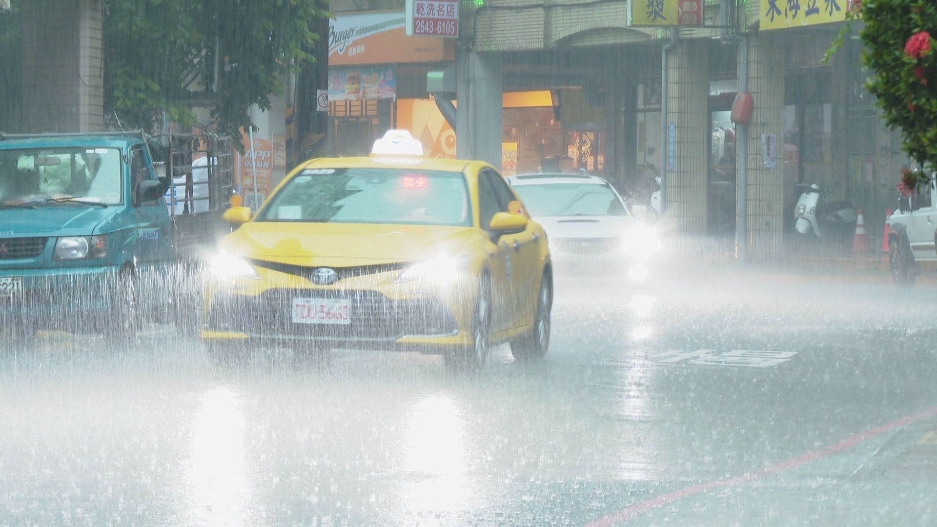 北部地區明天須注意午後大雷雨,尤其是大台北地區可能出現短延時豪雨。(資料畫面)