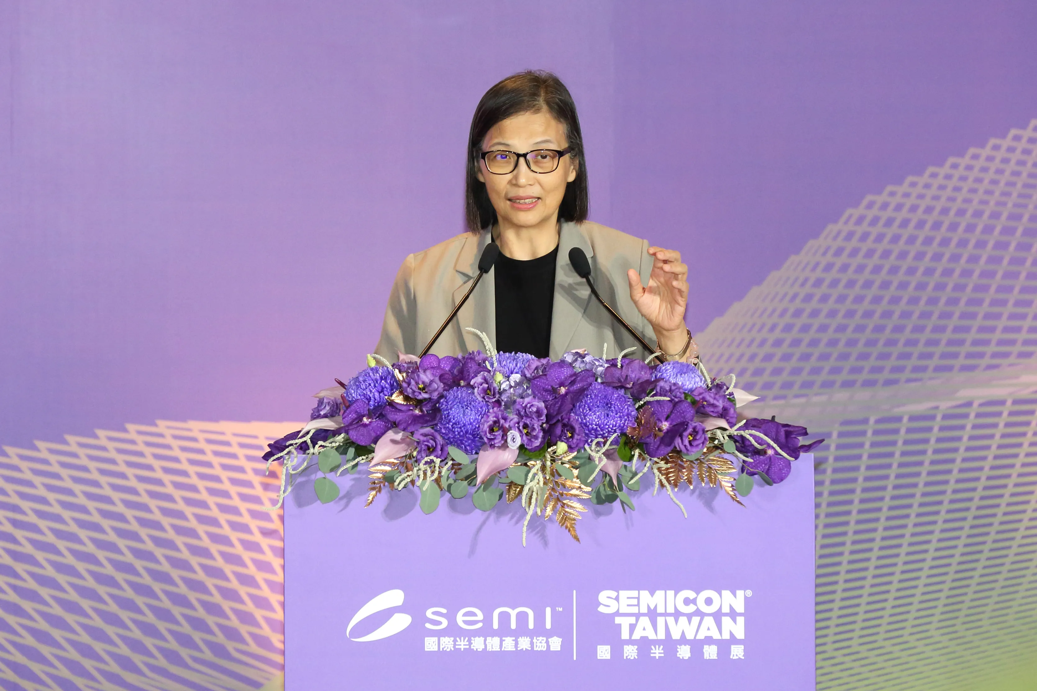 SEMI半導體材料聯盟成立　徐秀蘭盼台灣定義新材料