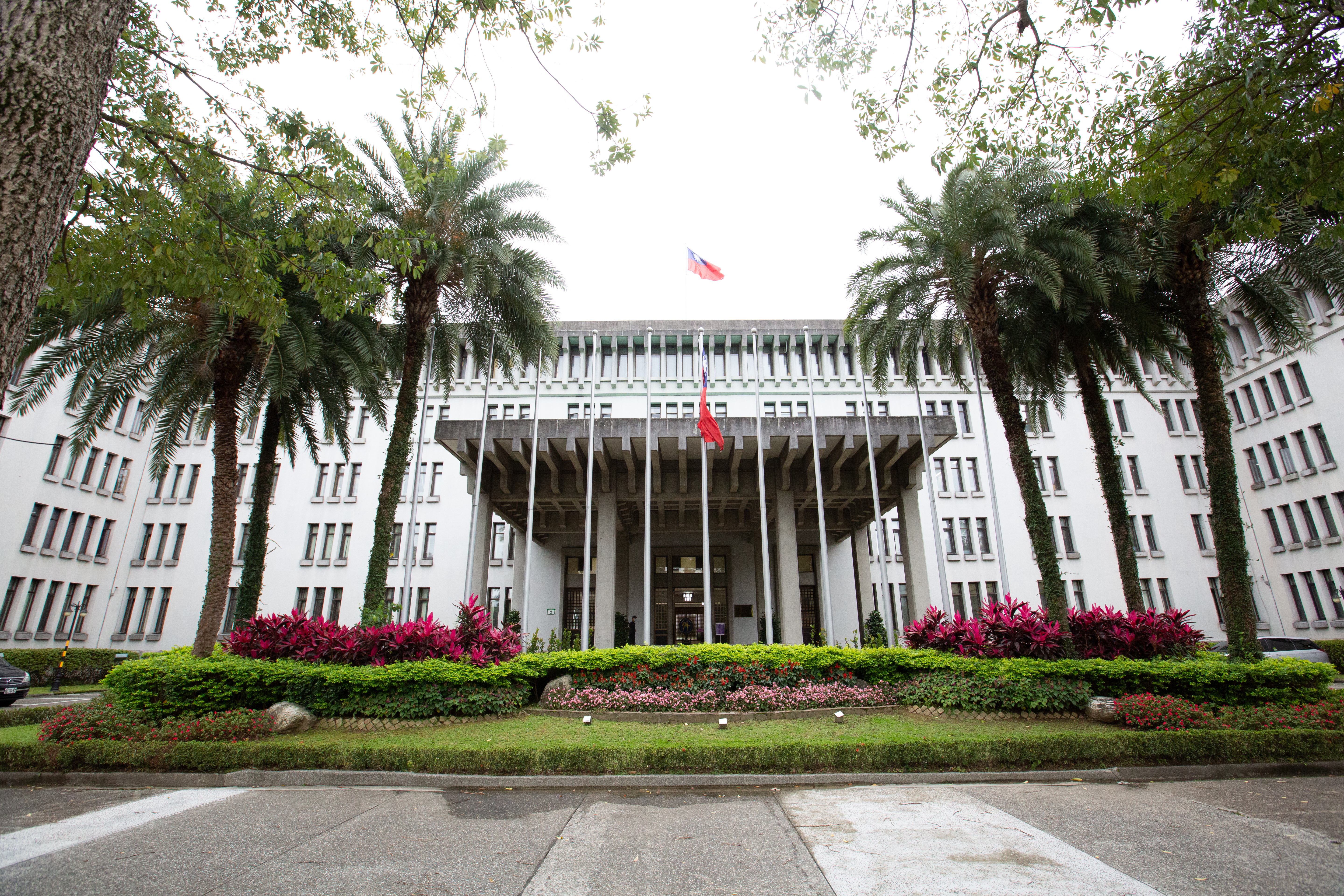 國人遭海關誤認為中國通緝犯,外交部回應,已得知該案。(本刊資料照)