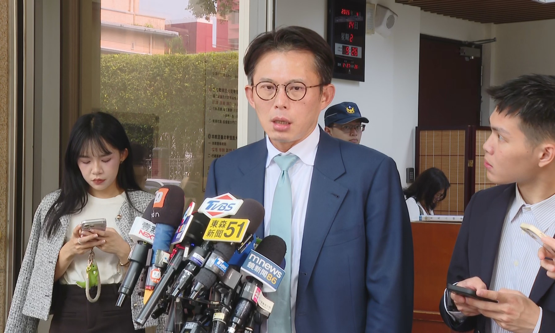 黃國昌肯定遞補人許忠信的法學學養與政黨忠誠。