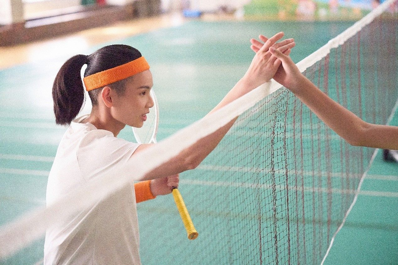 面對一場又一場的硬仗,小戴不僅展現了驚人的技術與毅力,更以她那永不放棄的精神深深打動了無數觀眾,這份決心與勇氣令國人為之驕傲與感動。