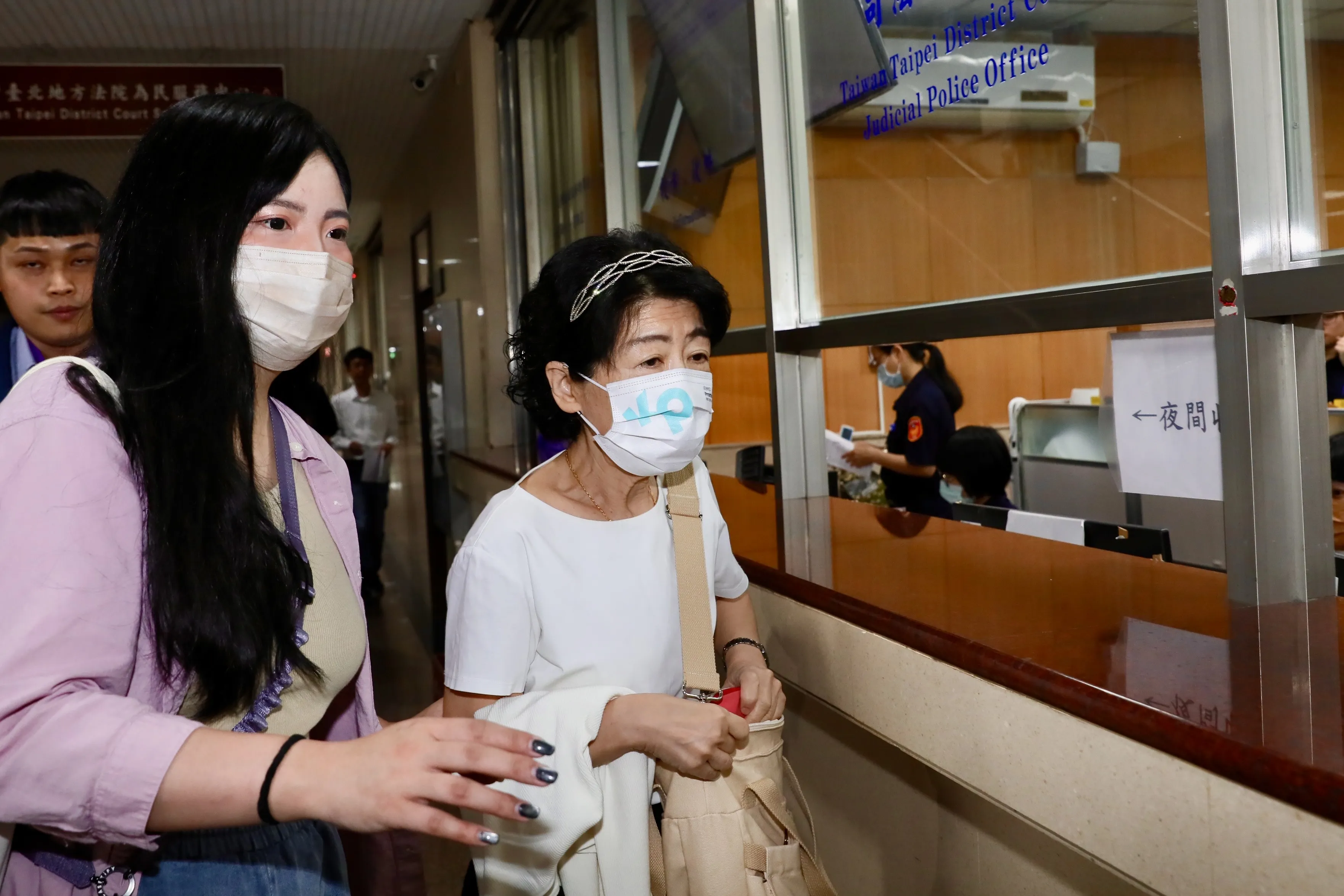 控法務部死不補發柯文哲存摺、扣押35年積蓄　陳佩琪：要殲滅我們全家