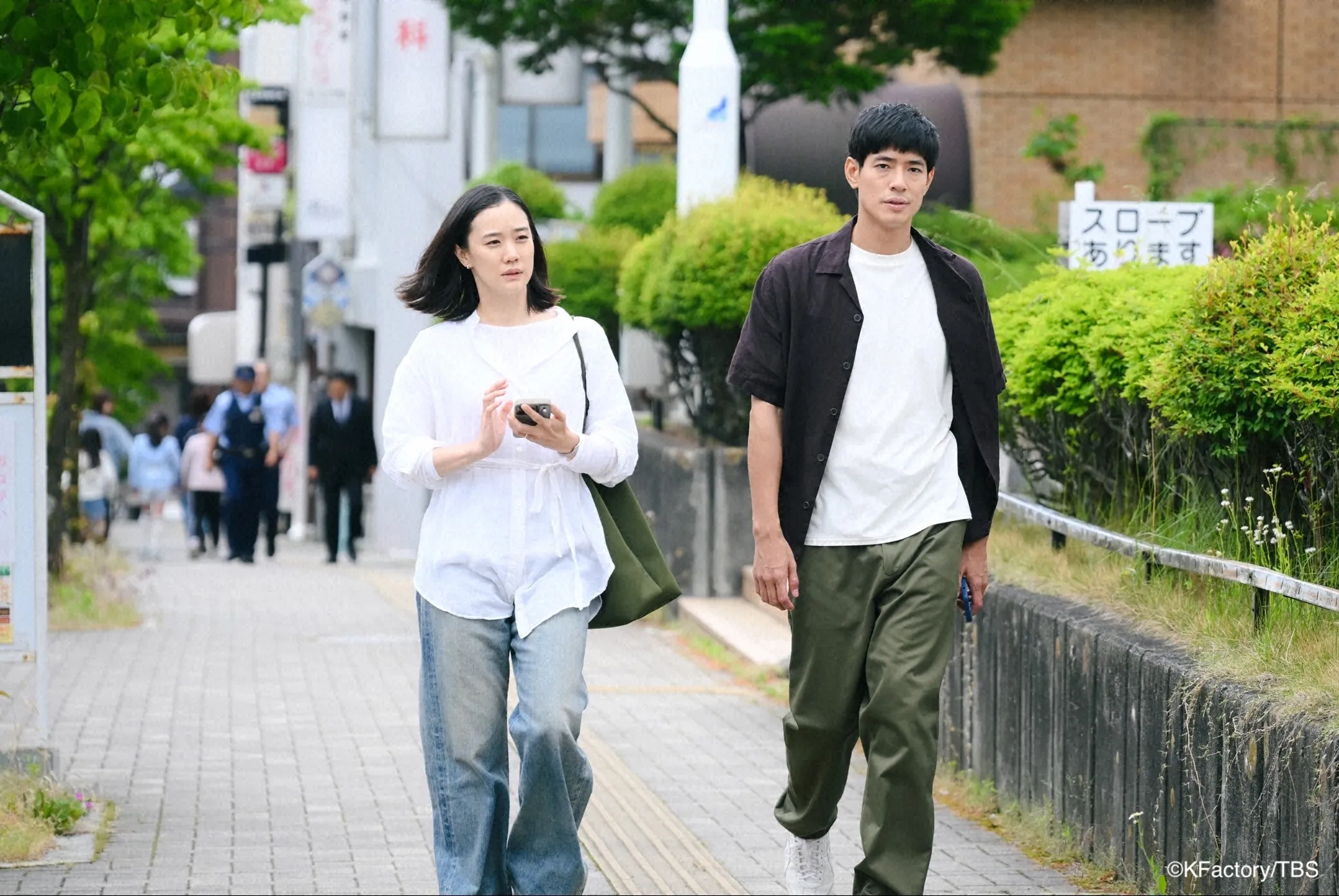 《VIVANT(2026)》18.8％收視創佳績 蒼井優懸疑新作引爆日本討論