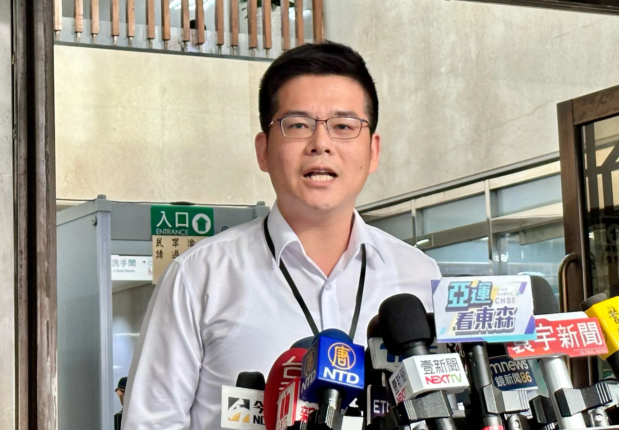 法務局長連堂凱遭爆與科長有私情。(本刊資料照)