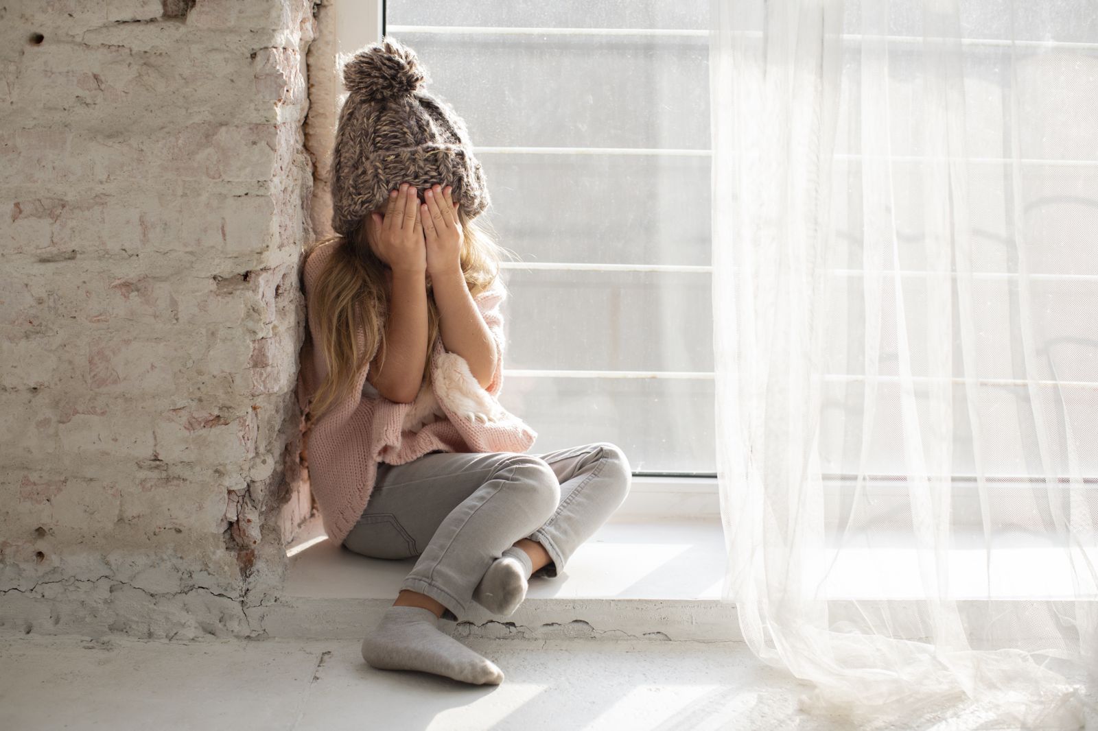 羅姓男醫師被起訴羈押中,網路掀起被害人集體訴訟討論。(翻攝自freepik)