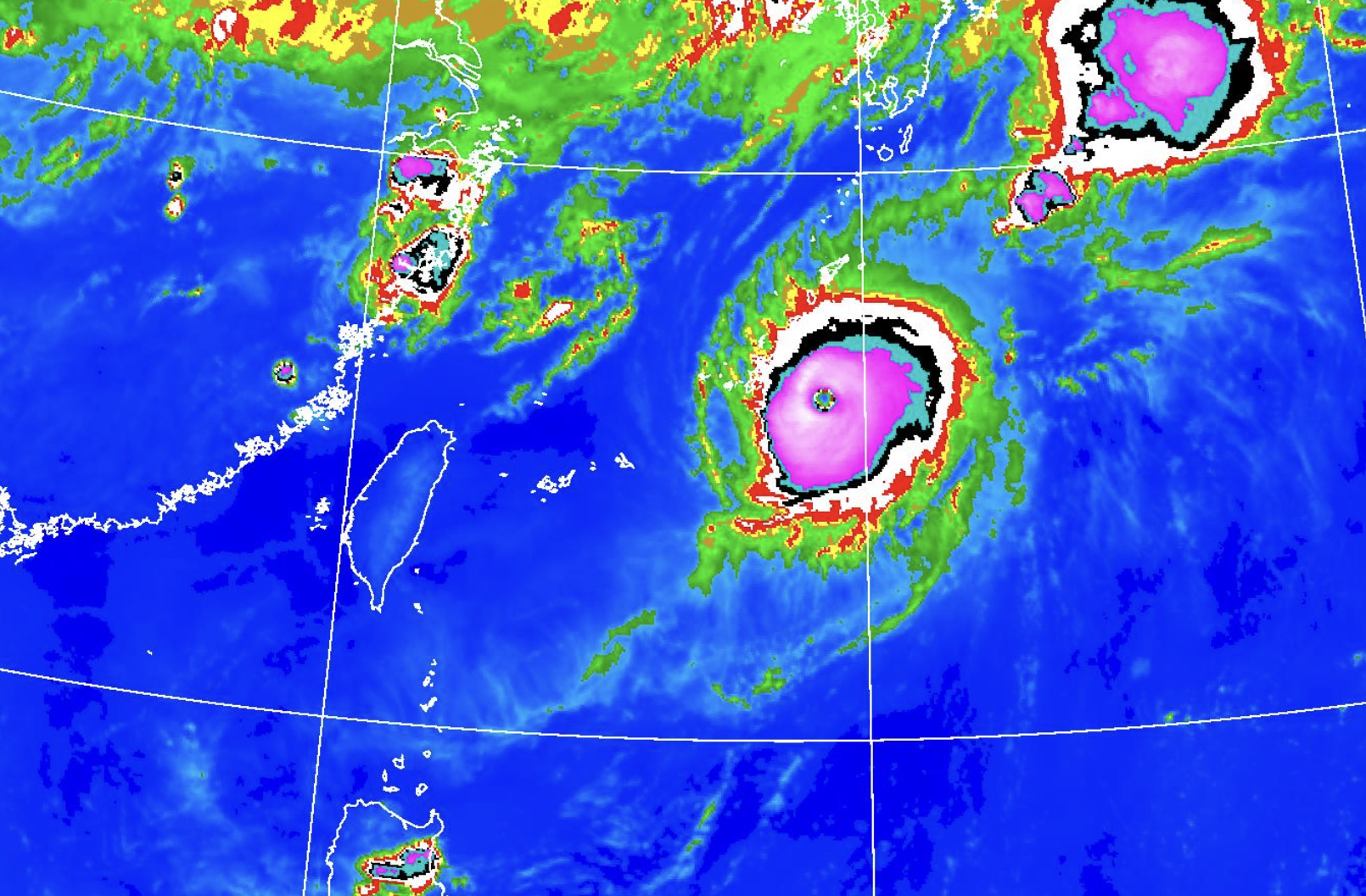 颱風舒力基突然快速增強　鄭明典曬衛星雲圖：有點晚熟