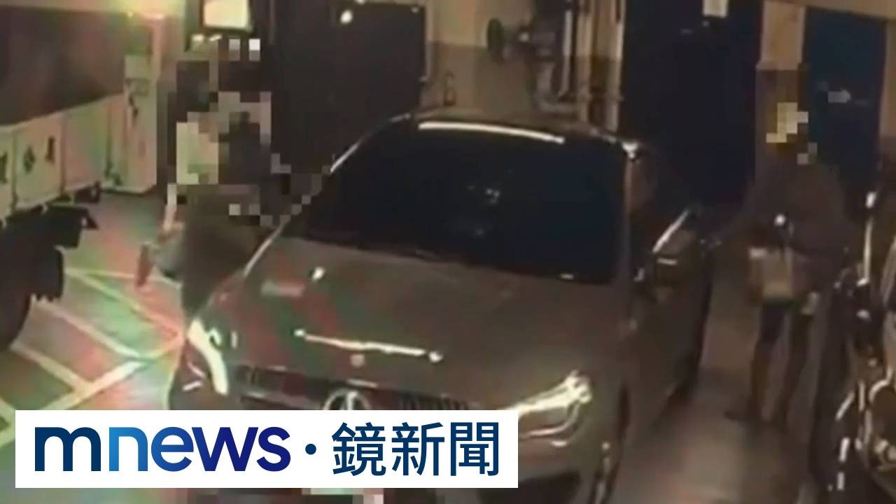 孕婦開車接孩竟被尾隨　怪婦「偷上車躲後座」