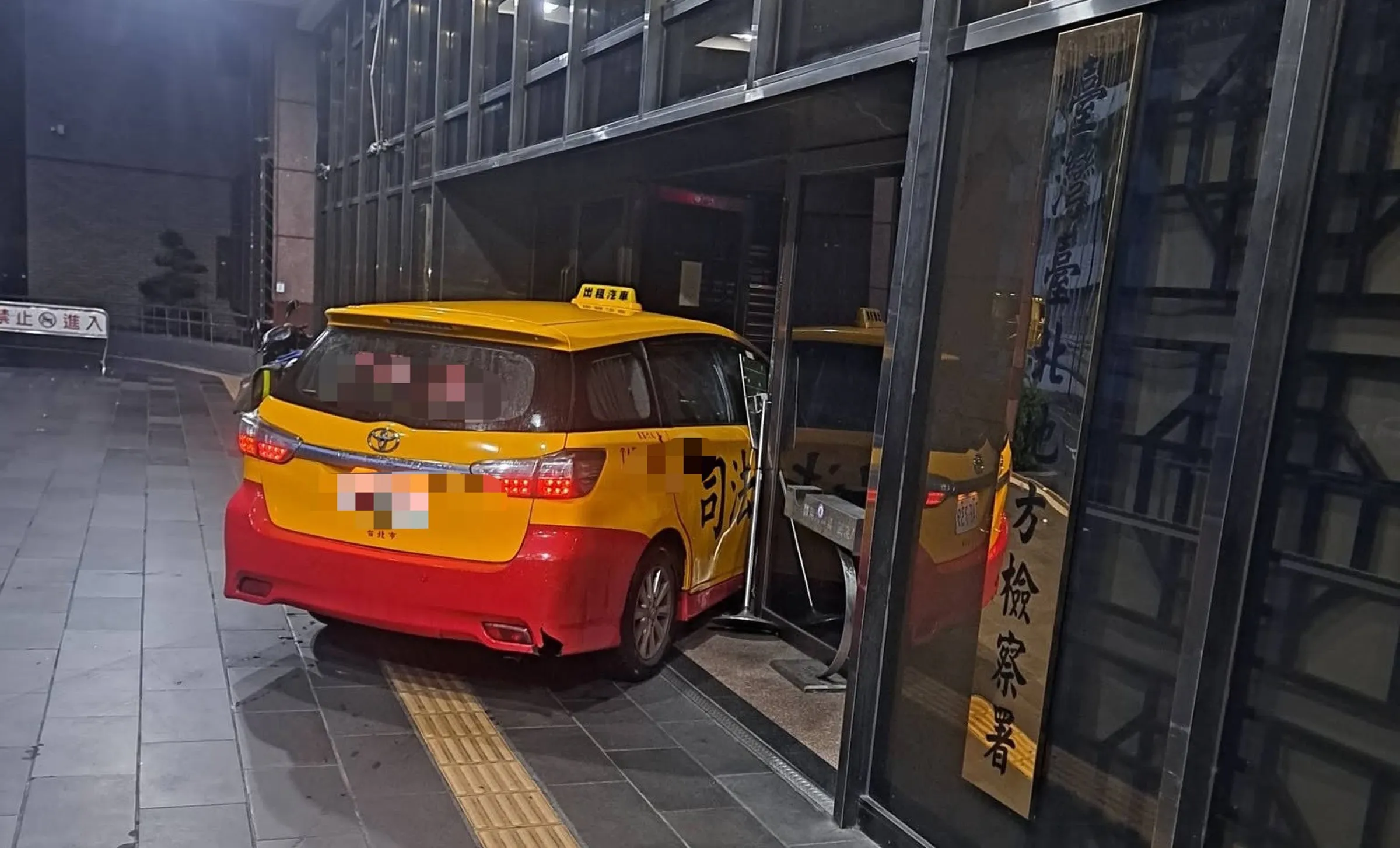 計程車運將開車撞北檢拒10萬元交保　檢察官改聲押