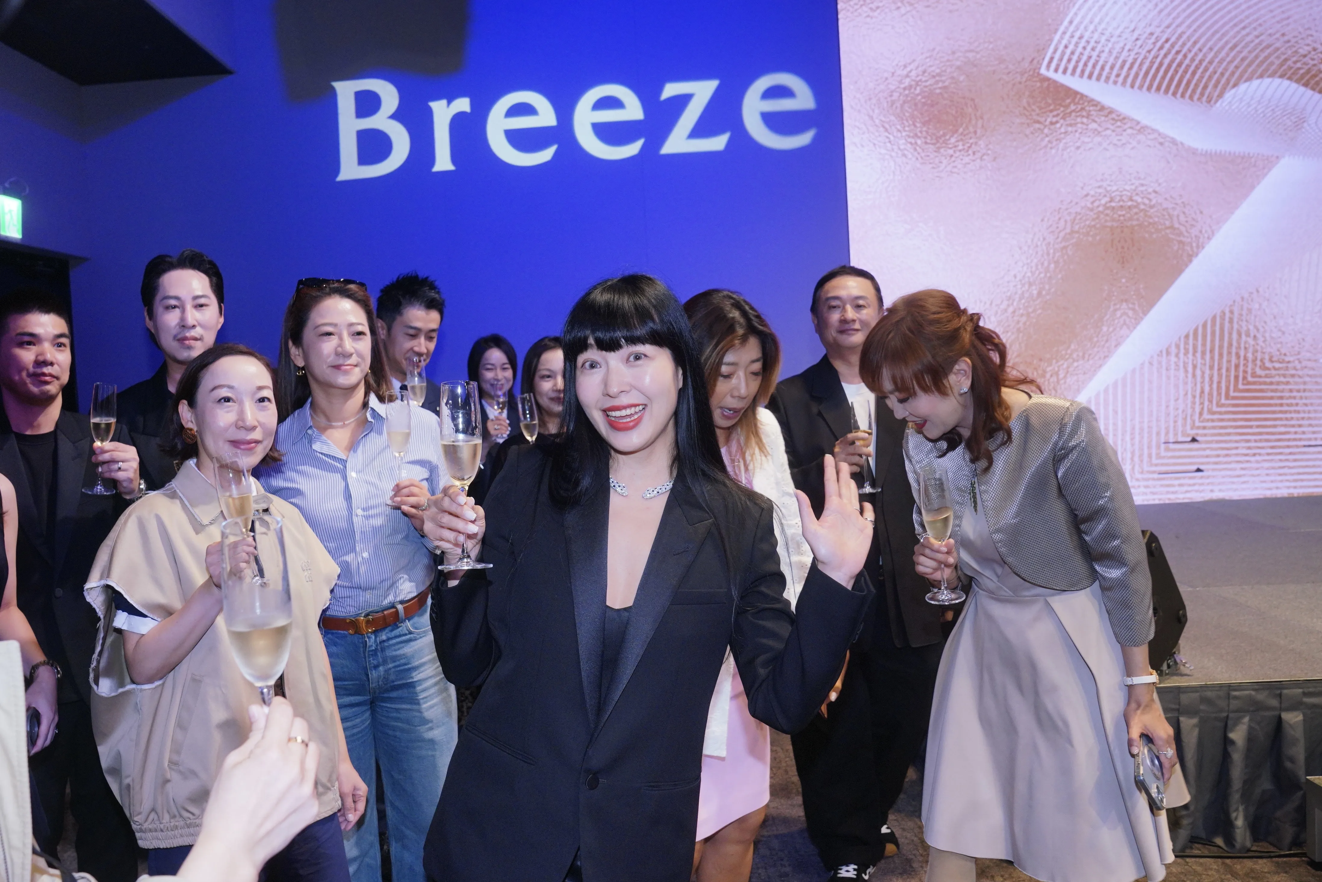 如何破解高奢依賴與據點洗牌危機？ 微風廖曉喬：今年業績目標上看355億元