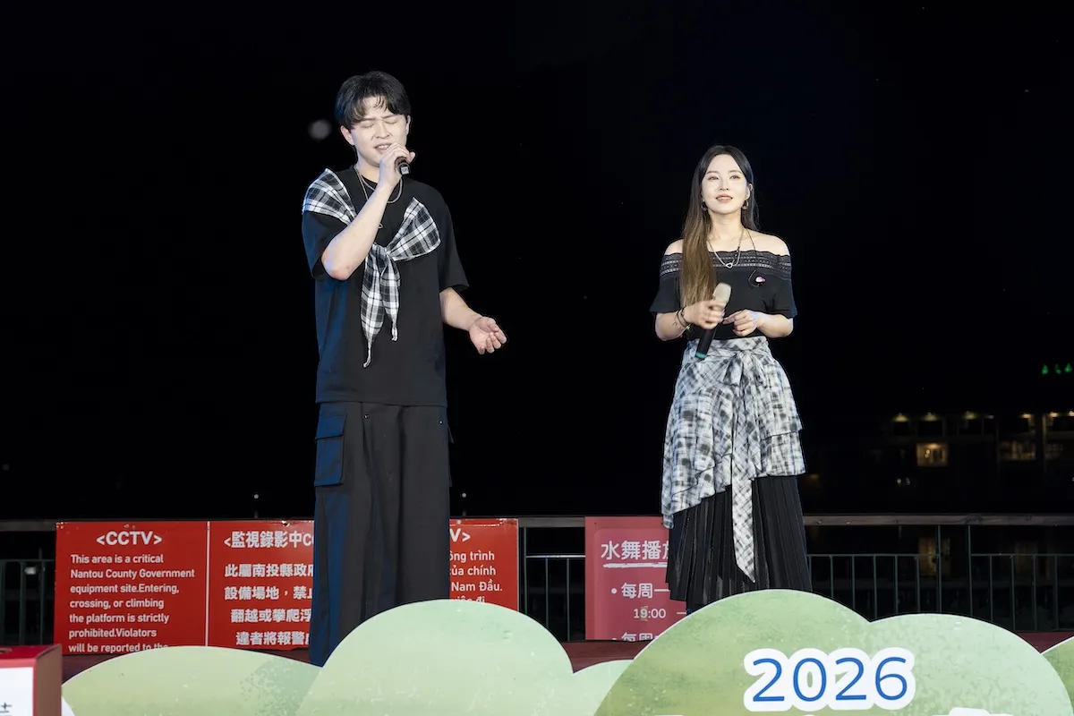 「森恬CP」同台狂撒糖！杜忻恬、李子森合唱情歌　中秋活動滿檔仍要陪家人
