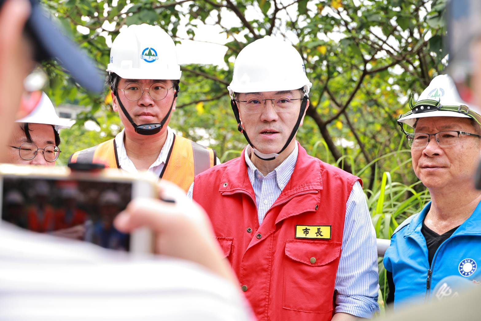 強颱巴威來襲,謝國樑率市府團隊全面啟動防颱整備。(基隆市政府提供)